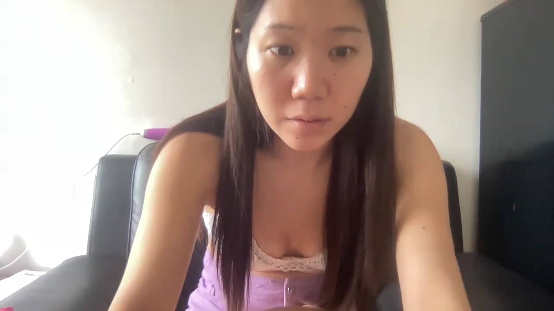 Gallery image thumbnail from Milknuts's myfreecams stream on, 01/18/2023, 17:03 image 6 of 20