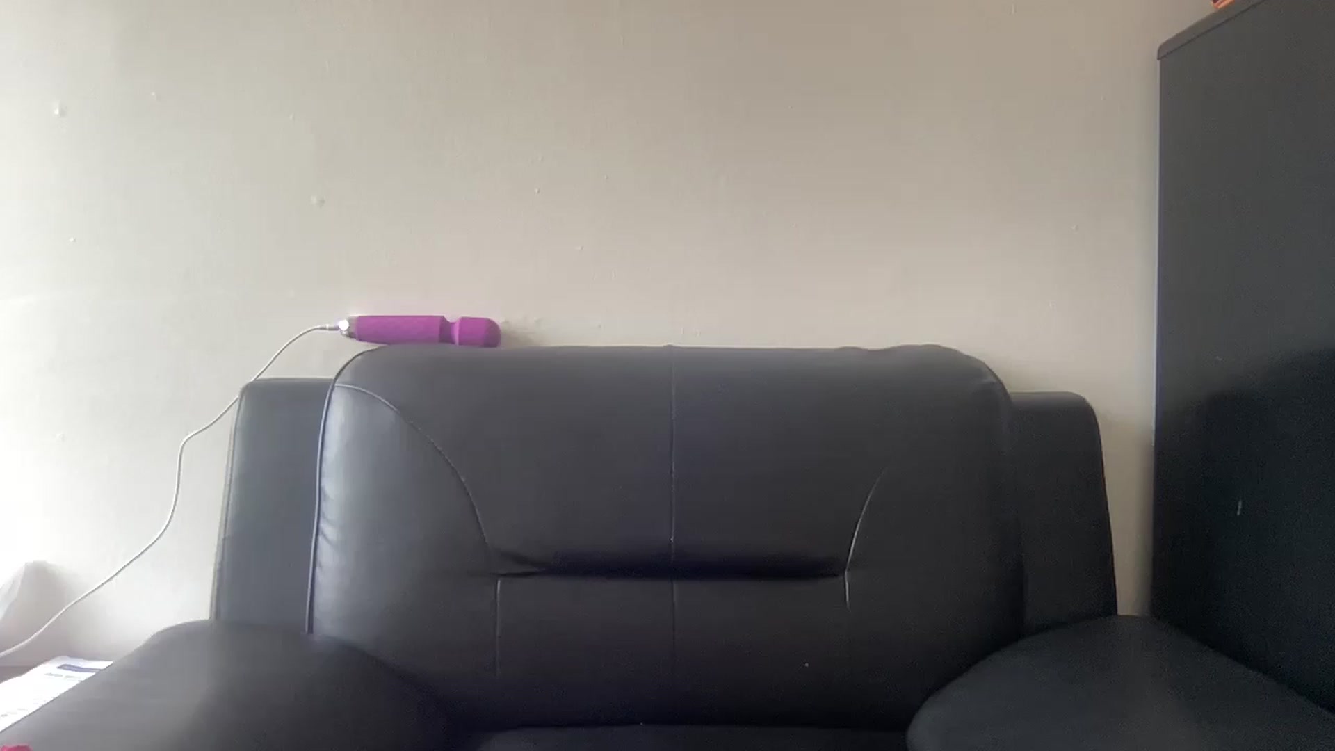 Gallery image thumbnail from Milknuts's myfreecams stream on, 01/18/2023, 17:03 image 8 of 20