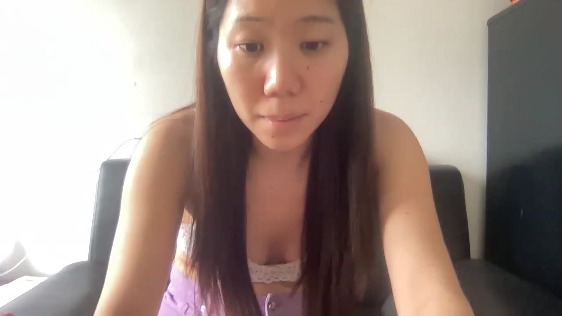 Gallery image thumbnail from Milknuts's myfreecams stream on, 01/18/2023, 17:03 image 10 of 20
