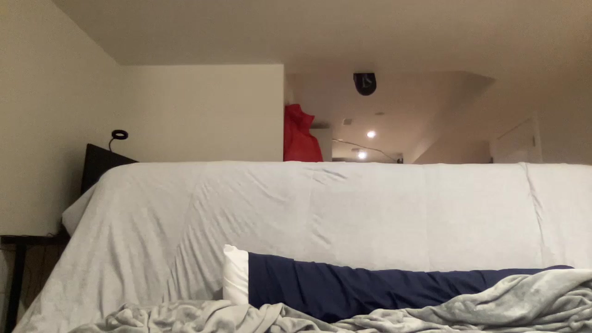 Gallery image thumbnail from Milknuts's myfreecams stream on, 03/25/2023, 16:12 image 7 of 20