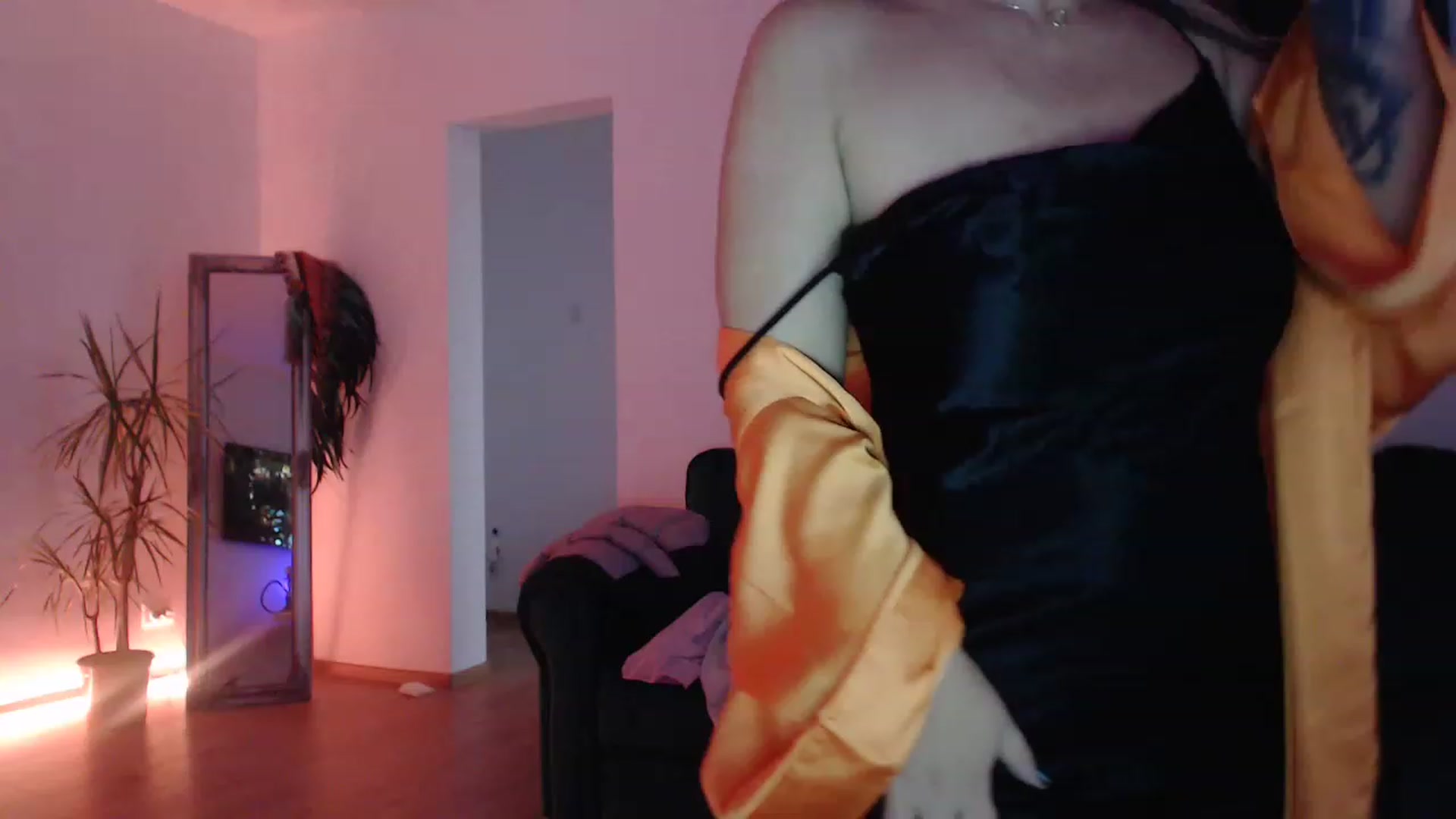 Gallery image thumbnail from Milkshake91's myfreecams stream on, 12/02/2022, 14:42 image 6 of 20