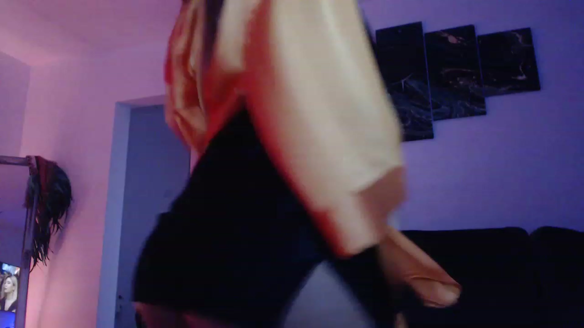 Gallery image thumbnail from Milkshake91's myfreecams stream on, 12/02/2022, 14:42 image 10 of 20