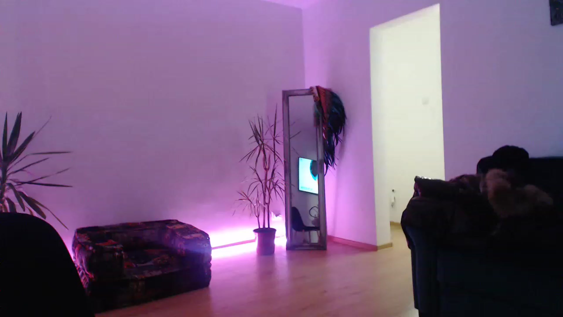 Gallery image thumbnail from Milkshake91's myfreecams stream on, 12/22/2022, 18:10 image 4 of 20