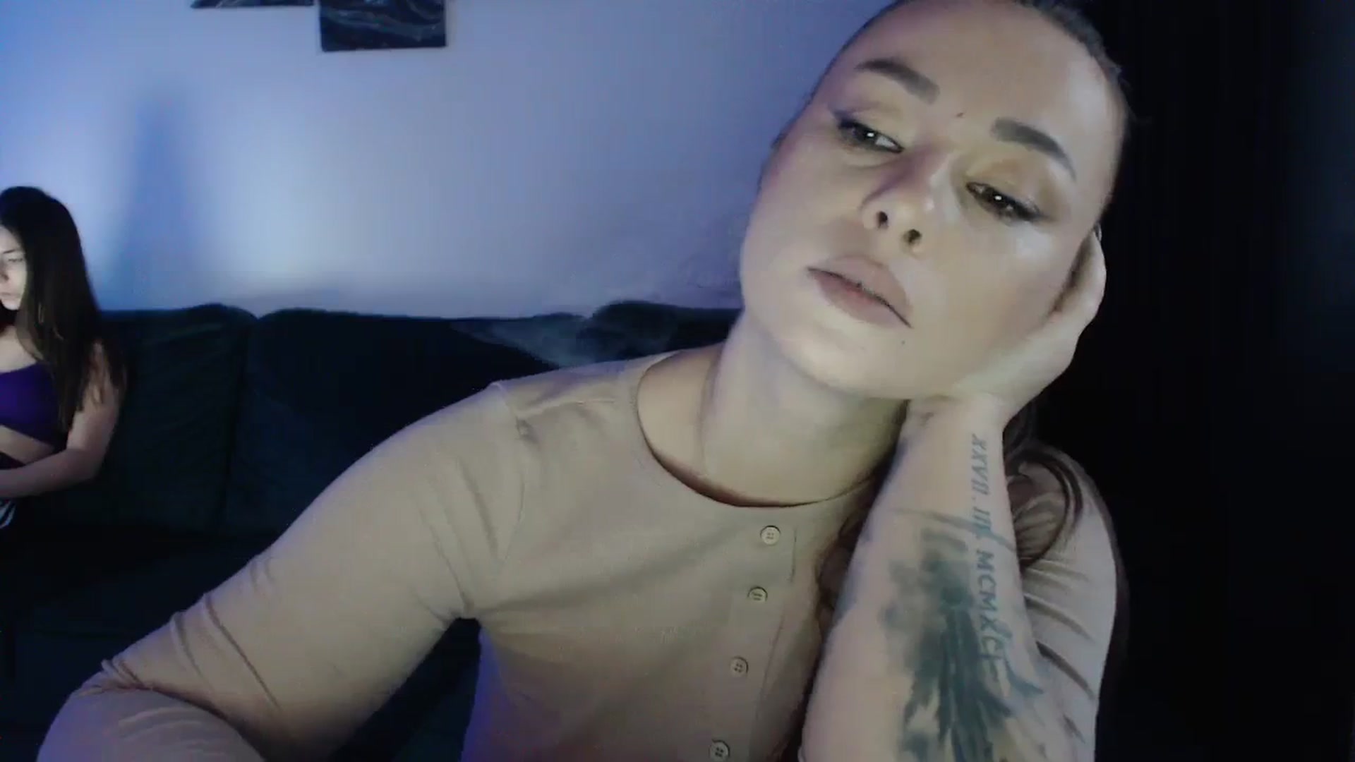 Gallery image thumbnail from Milkshake91's myfreecams stream on, 10/21/2023, 15:38 image 5 of 20