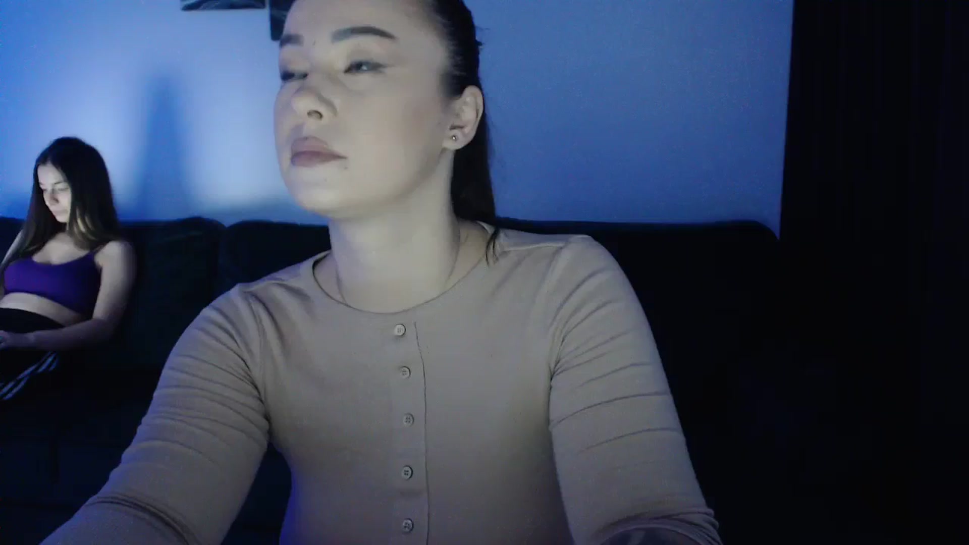 Gallery image thumbnail from Milkshake91's myfreecams stream on, 10/21/2023, 15:38 image 10 of 20
