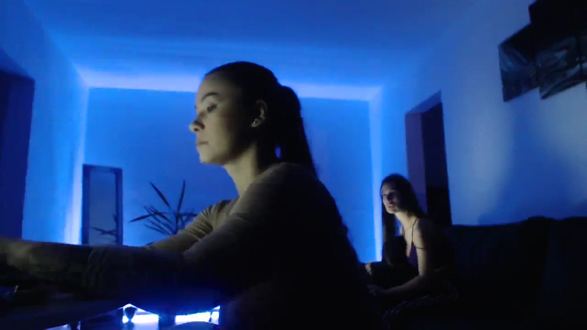 Gallery image thumbnail from Milkshake91's myfreecams stream on, 10/21/2023, 18:59 image 8 of 20