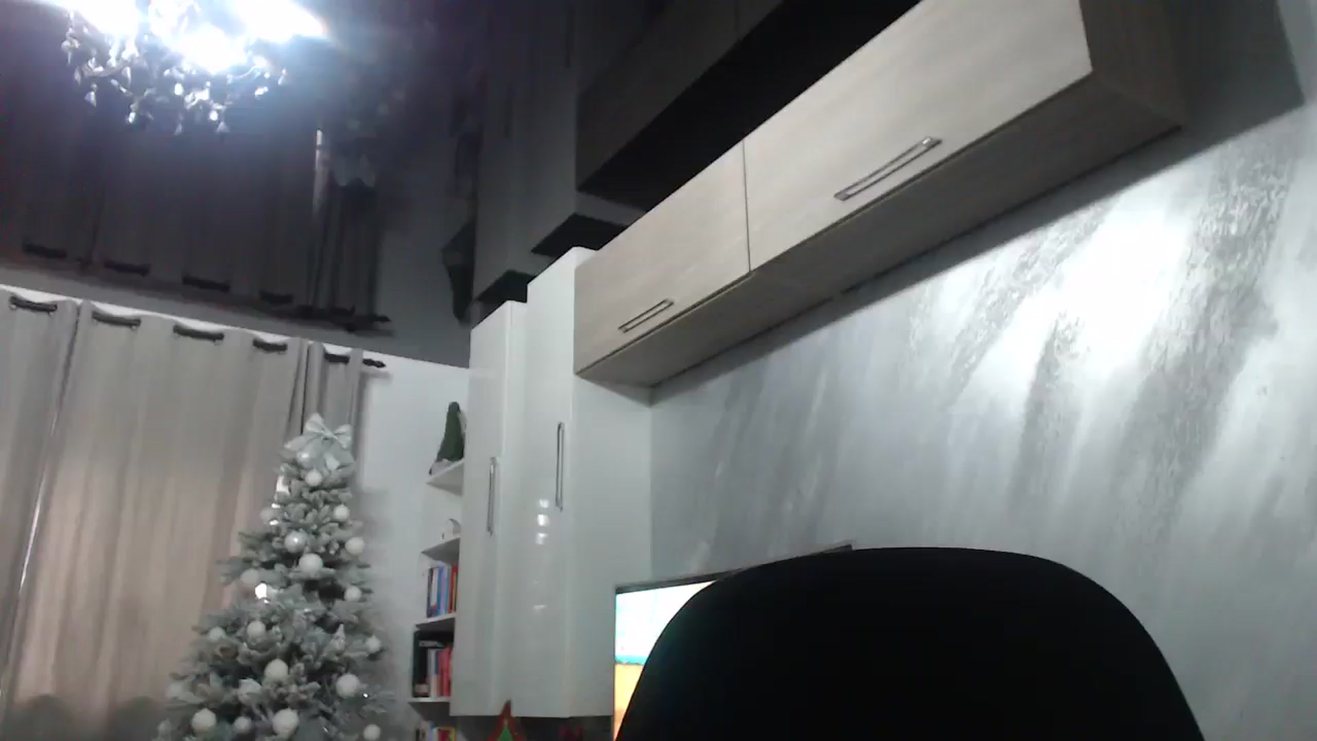 Gallery image thumbnail from Milkshake91's myfreecams stream on, 12/11/2023, 09:42 image 1 of 20