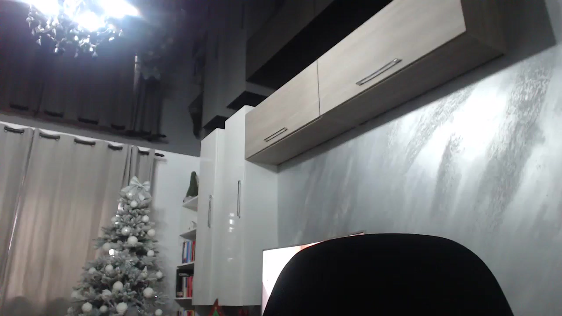 Gallery image thumbnail from Milkshake91's myfreecams stream on, 12/11/2023, 09:42 image 12 of 20