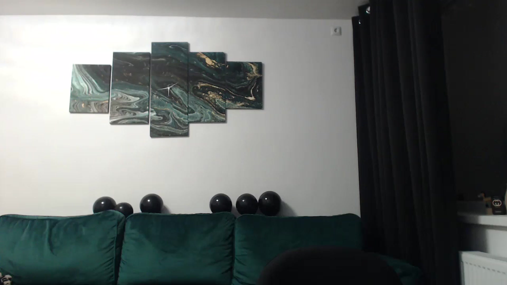 Gallery image thumbnail from Milkshake91's myfreecams stream on, 01/09/2024, 16:24 image 17 of 20
