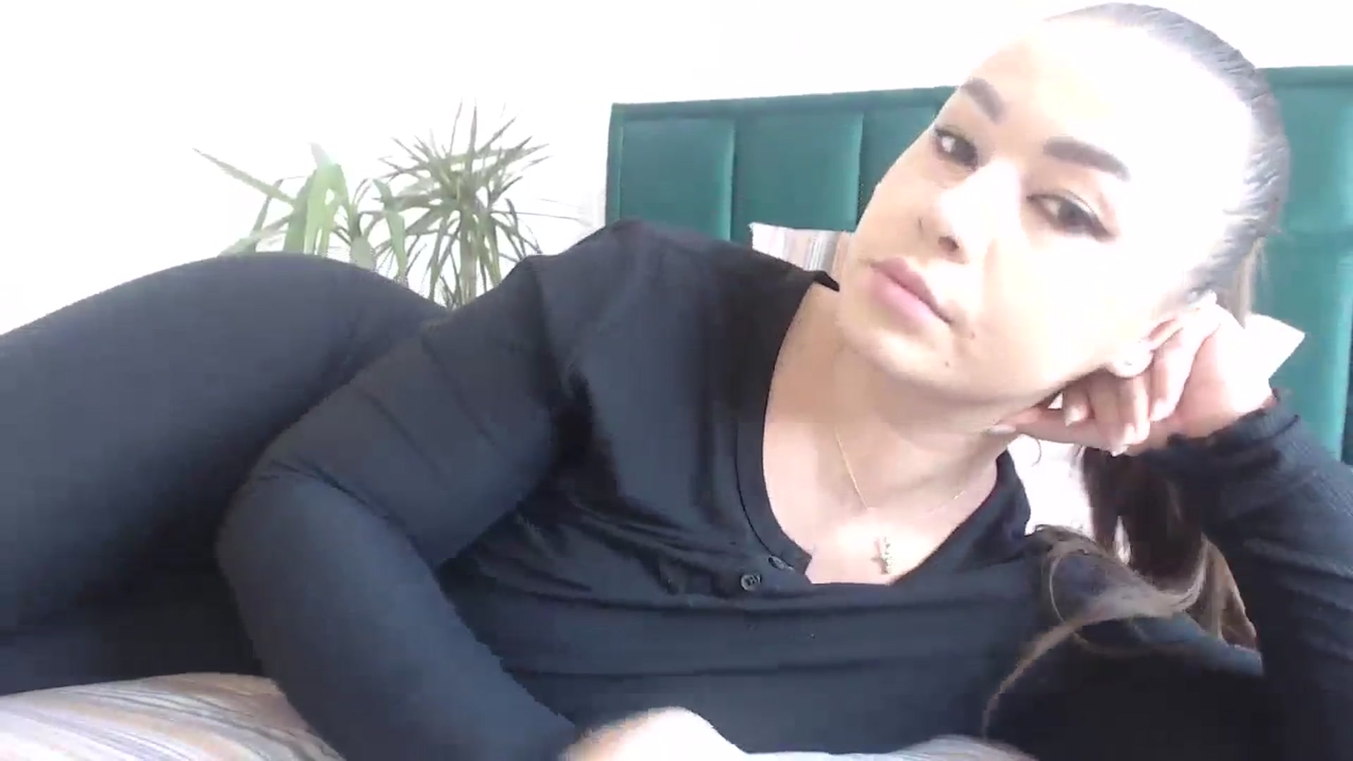 Gallery image thumbnail from Milkshake91's myfreecams stream on, 03/09/2024, 12:40 image 17 of 20