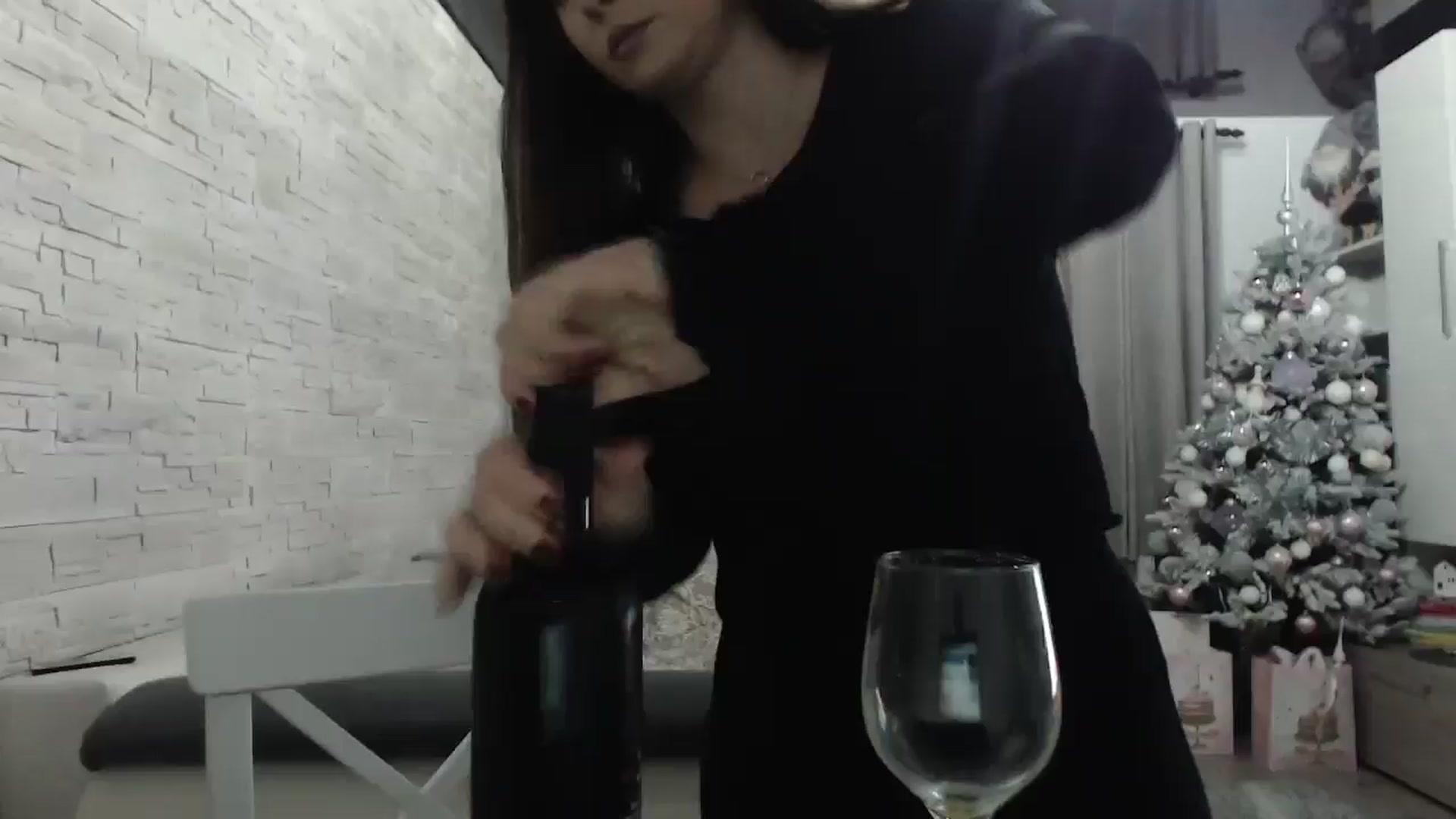 Gallery image thumbnail from Milkshake91's myfreecams stream on, 12/30/2024, 15:11 image 1 of 20