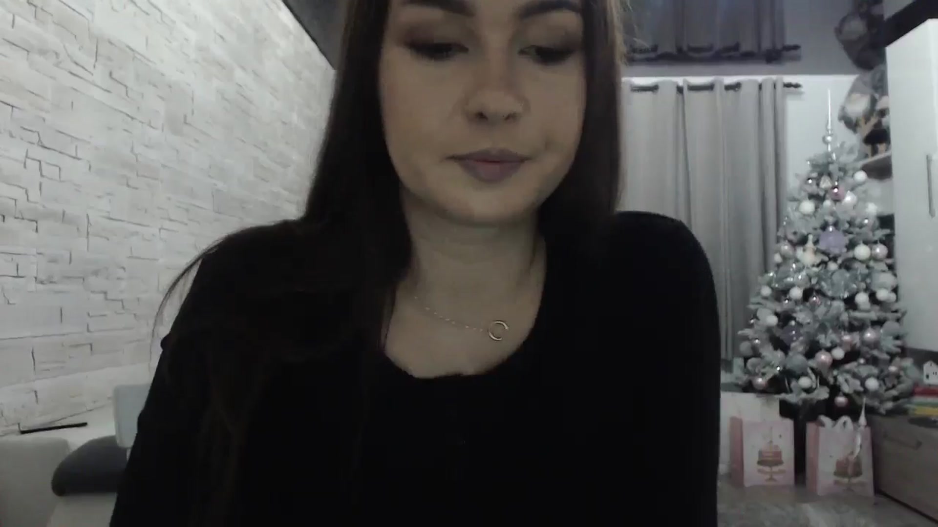Gallery image thumbnail from Milkshake91's myfreecams stream on, 12/30/2024, 15:11 image 17 of 20