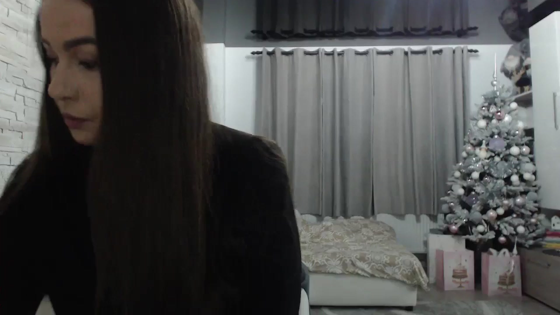 Gallery image thumbnail from Milkshake91's myfreecams stream on, 12/30/2024, 15:11 image 4 of 20