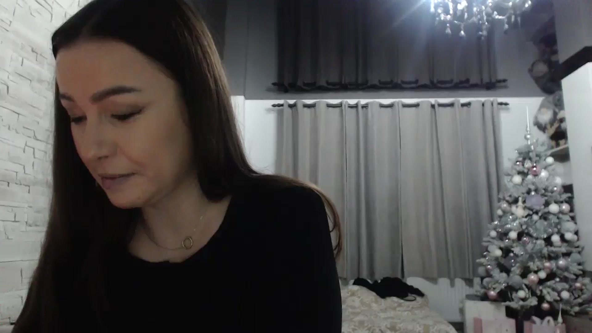 Gallery image thumbnail from Milkshake91's myfreecams stream on, 12/30/2024, 16:12 image 12 of 20