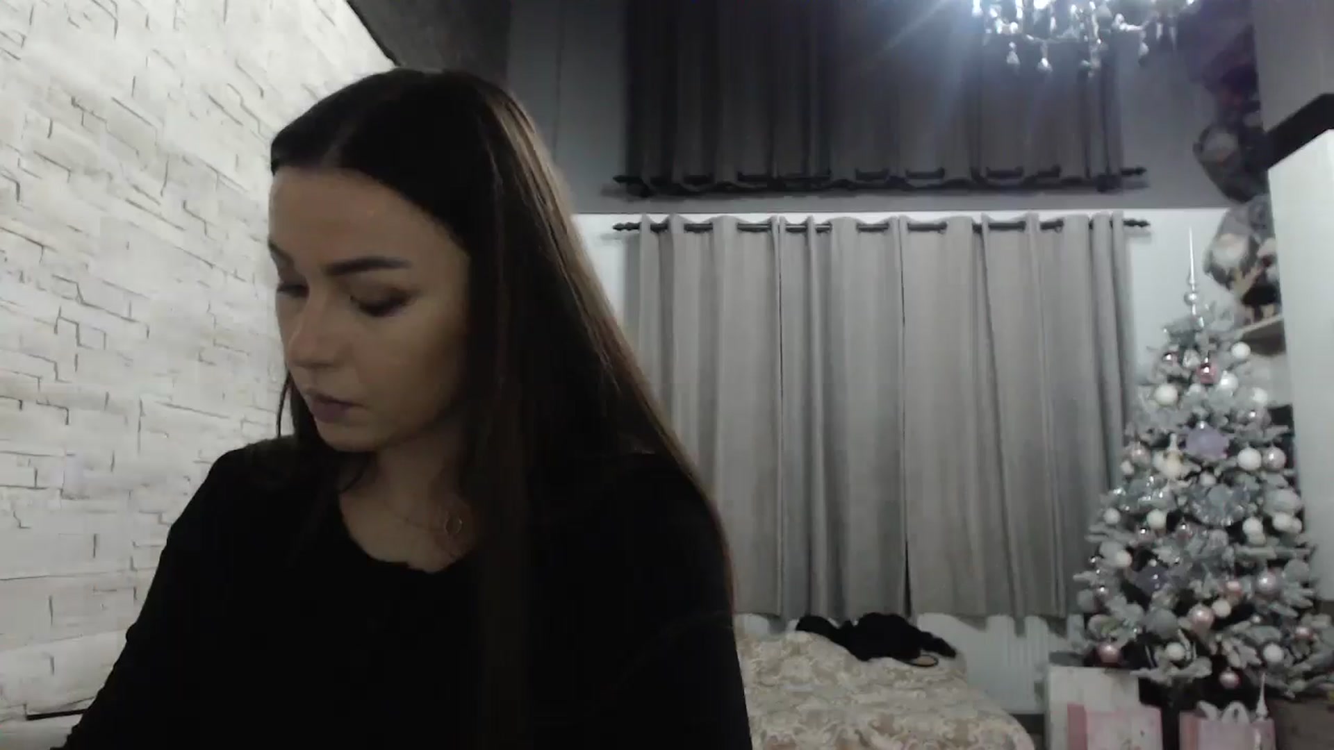 Gallery image thumbnail from Milkshake91's myfreecams stream on, 12/30/2024, 16:12 image 3 of 20