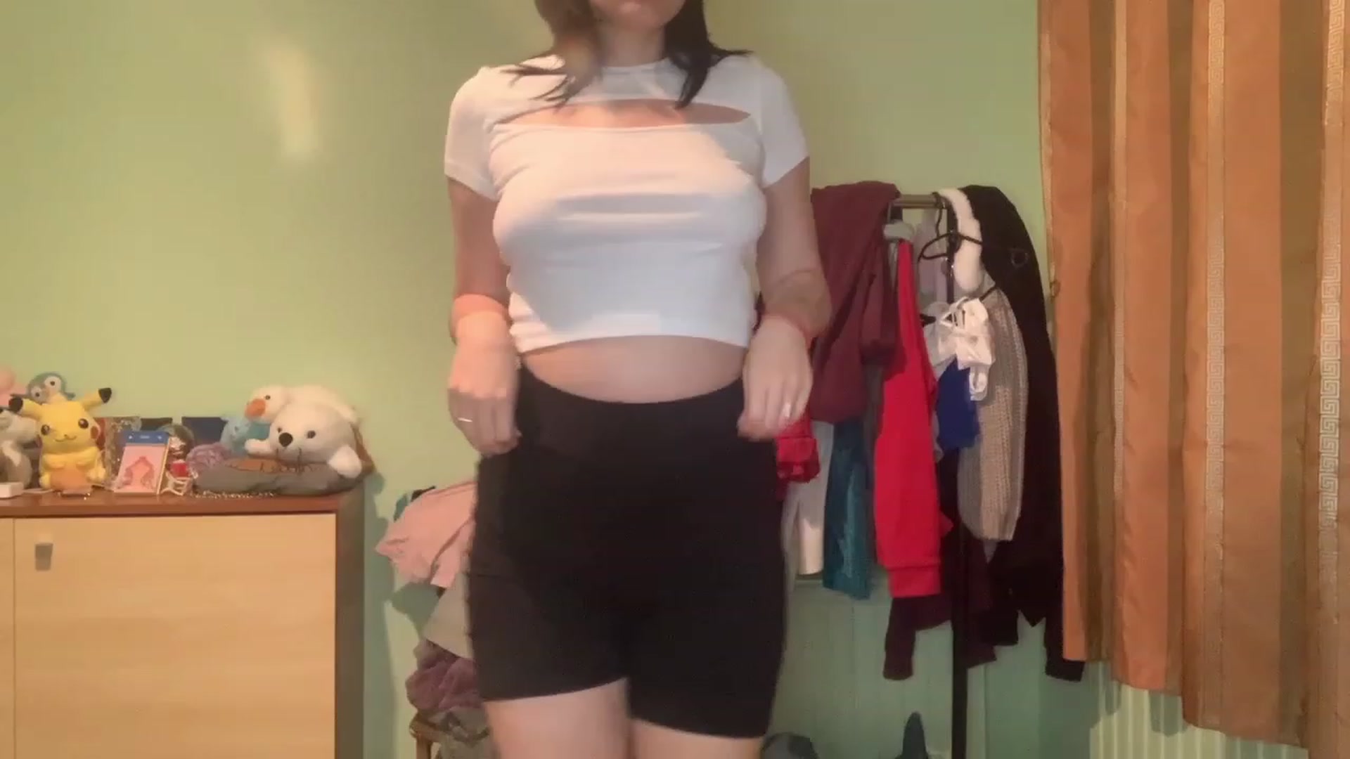 Gallery image thumbnail from MilkyMuse's myfreecams stream on, 10/06/2023, 21:48 image 20 of 20