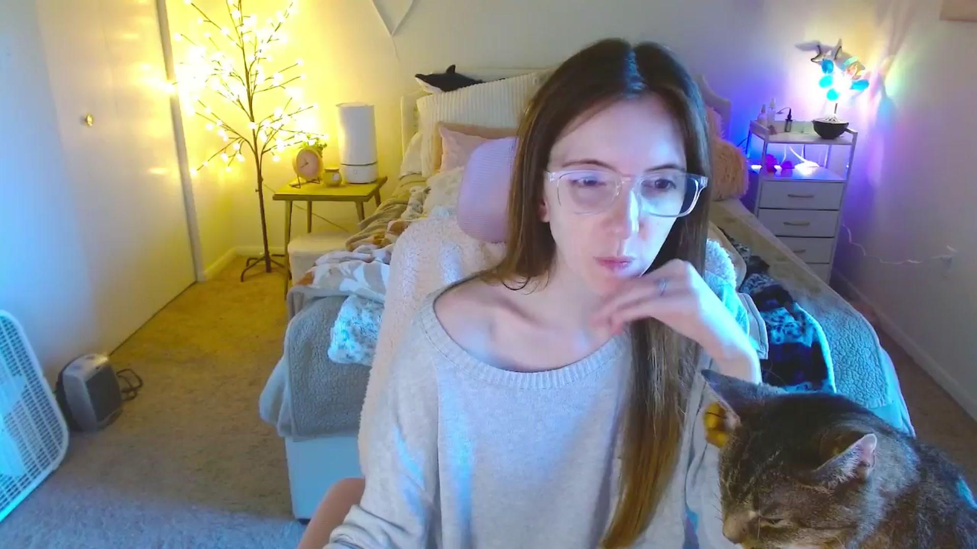Gallery image thumbnail from Milky_Mae's myfreecams stream on, 10/19/2024, 16:59 image 1 of 20