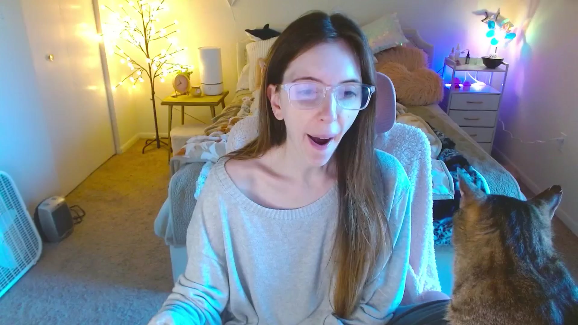 Gallery image thumbnail from Milky_Mae's myfreecams stream on, 10/19/2024, 16:59 image 2 of 20
