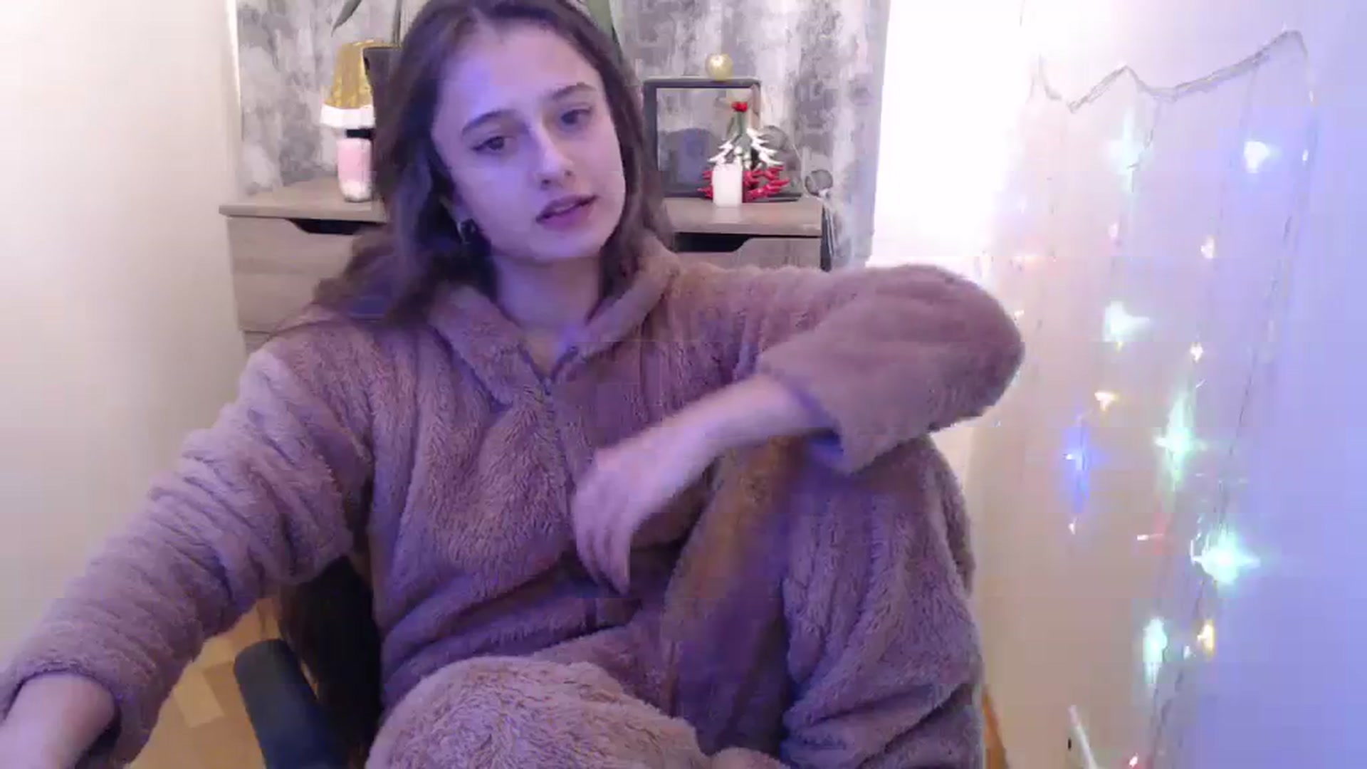 Gallery image thumbnail from Milky_bunny_'s myfreecams stream on, 12/25/2023, 18:57 image 19 of 20