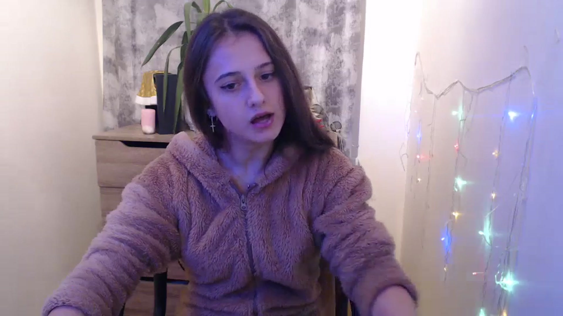 Gallery image thumbnail from Milky_bunny_'s myfreecams stream on, 12/25/2023, 18:57 image 13 of 20