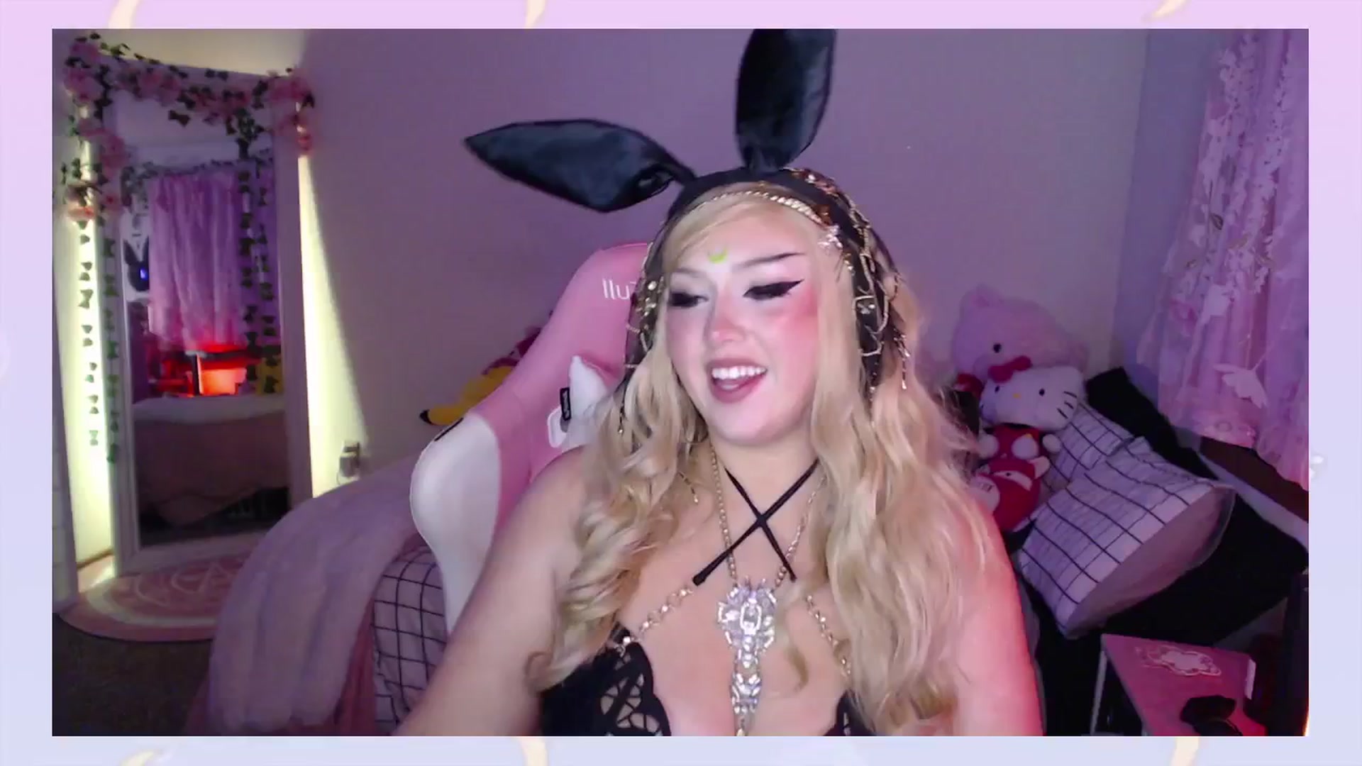 Gallery image thumbnail from MilkyyyBunny's myfreecams stream on, 03/22/2025, 11:13 image 14 of 20
