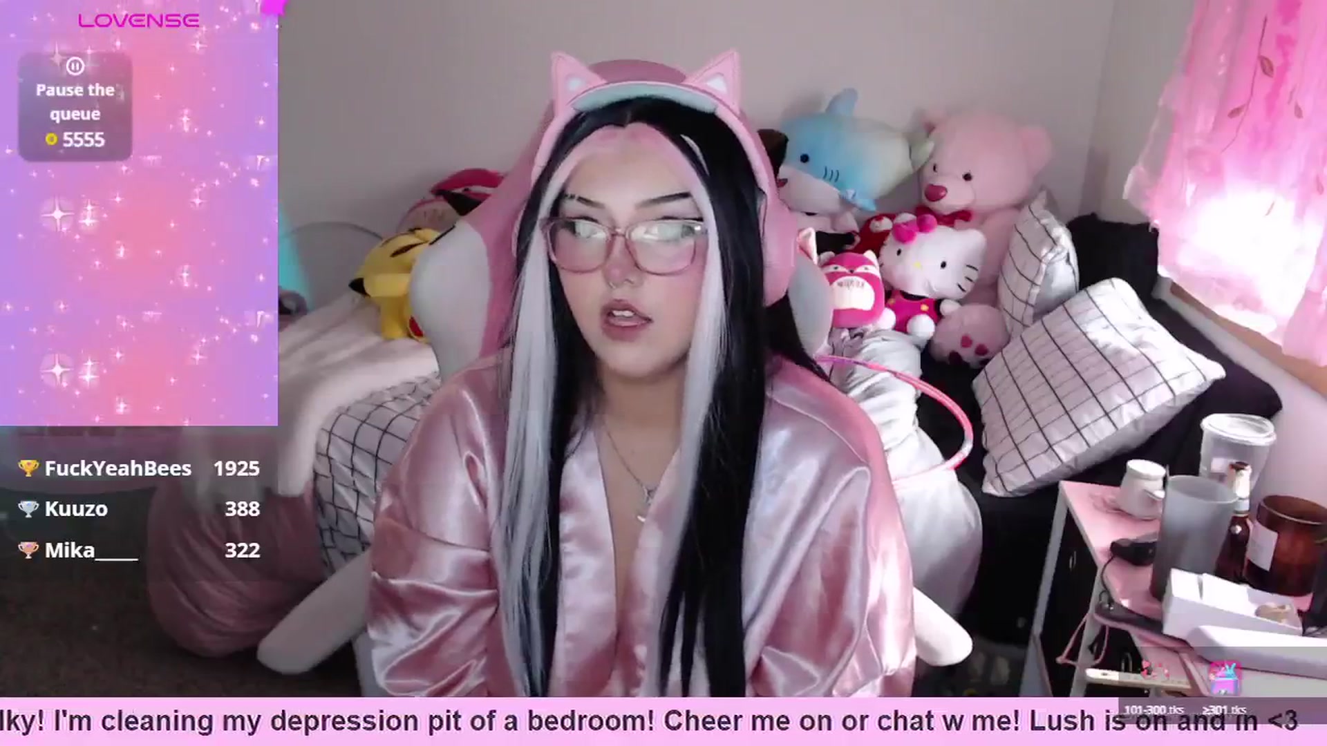 Gallery image thumbnail from MilkyyyBunny's myfreecams stream on, 04/18/2025, 14:00 image 19 of 20