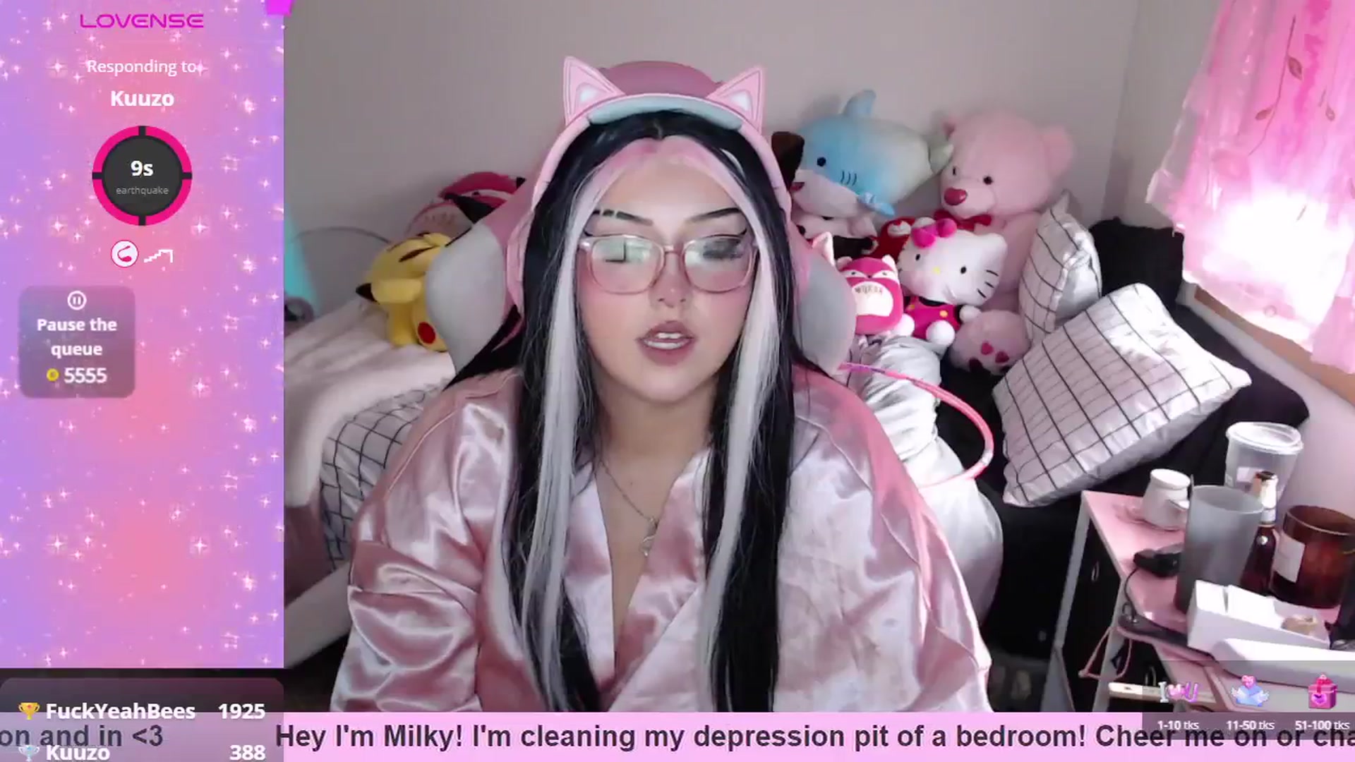 Gallery image thumbnail from MilkyyyBunny's myfreecams stream on, 04/18/2025, 14:00 image 17 of 20