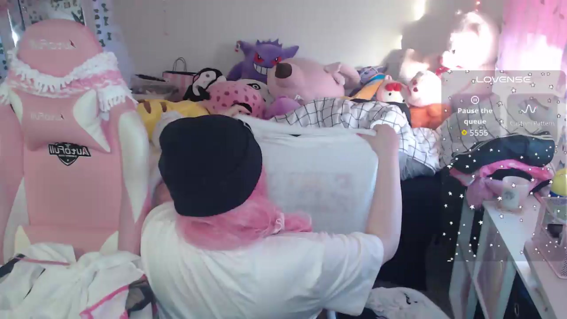 Gallery image thumbnail from MilkyyyBunny's myfreecams stream on, 05/13/2026, 02:01 image 6 of 20