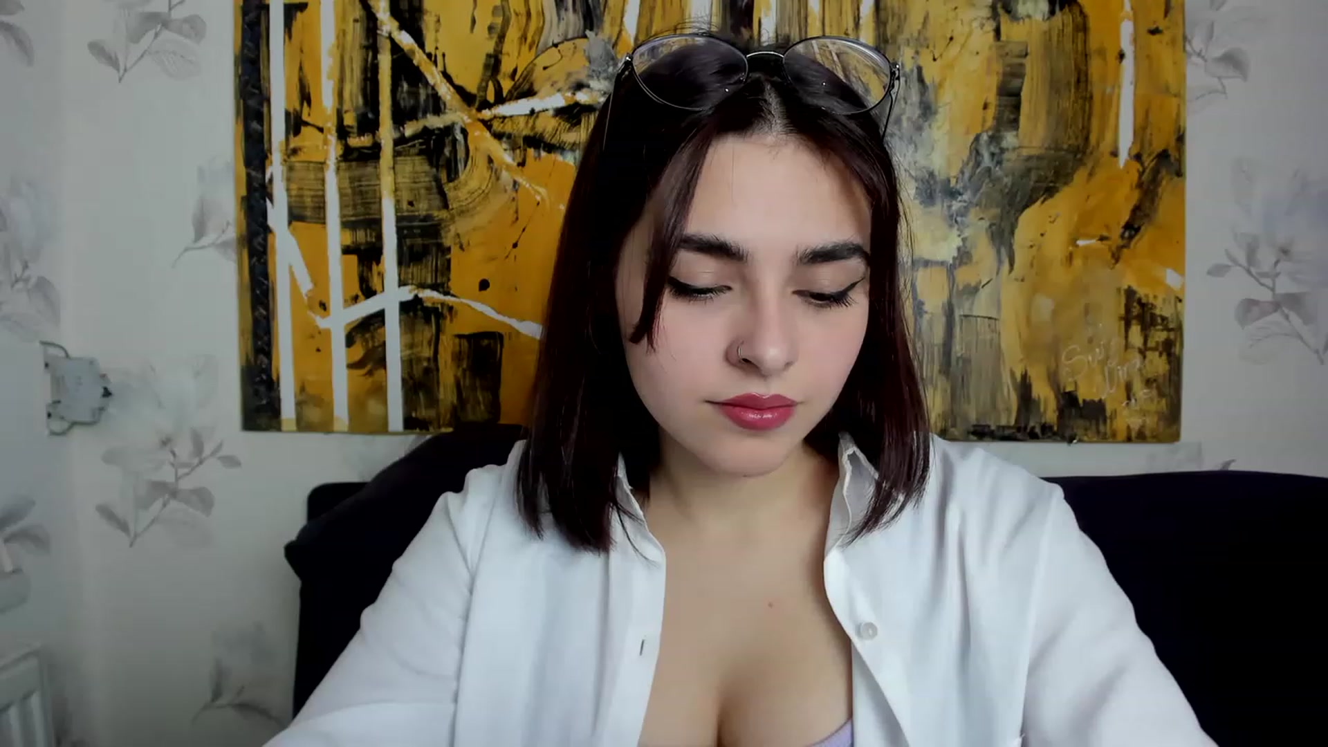 Gallery image thumbnail from MillaGold's myfreecams stream on, 12/05/2022, 09:54 image 16 of 20