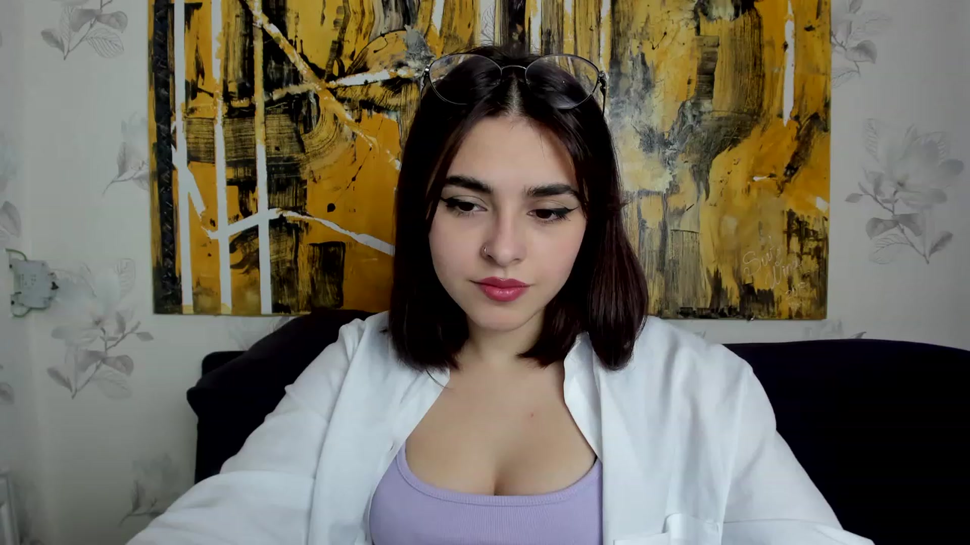 Gallery image thumbnail from MillaGold's myfreecams stream on, 12/05/2022, 11:30 image 6 of 20