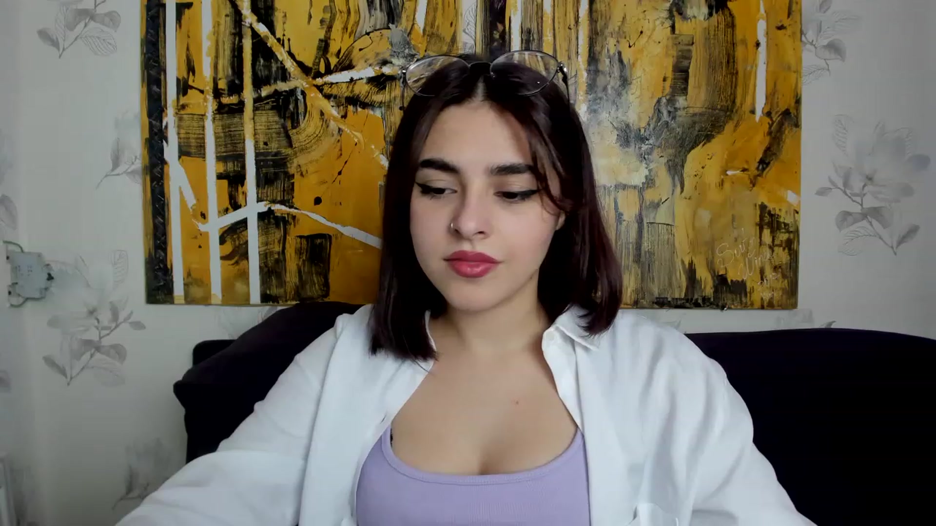 Gallery image thumbnail from MillaGold's myfreecams stream on, 12/05/2022, 11:30 image 20 of 20