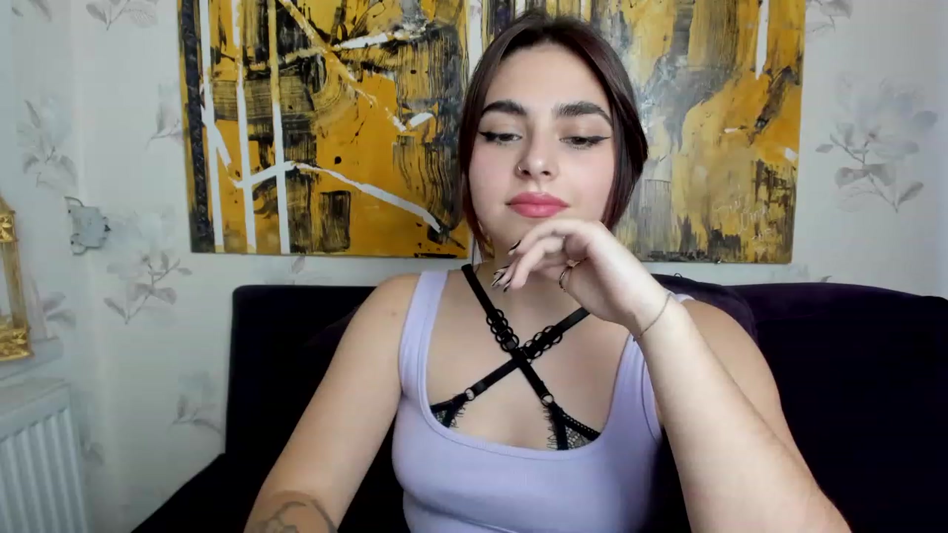 Gallery image thumbnail from MillaGold's myfreecams stream on, 12/08/2022, 16:20 image 15 of 20