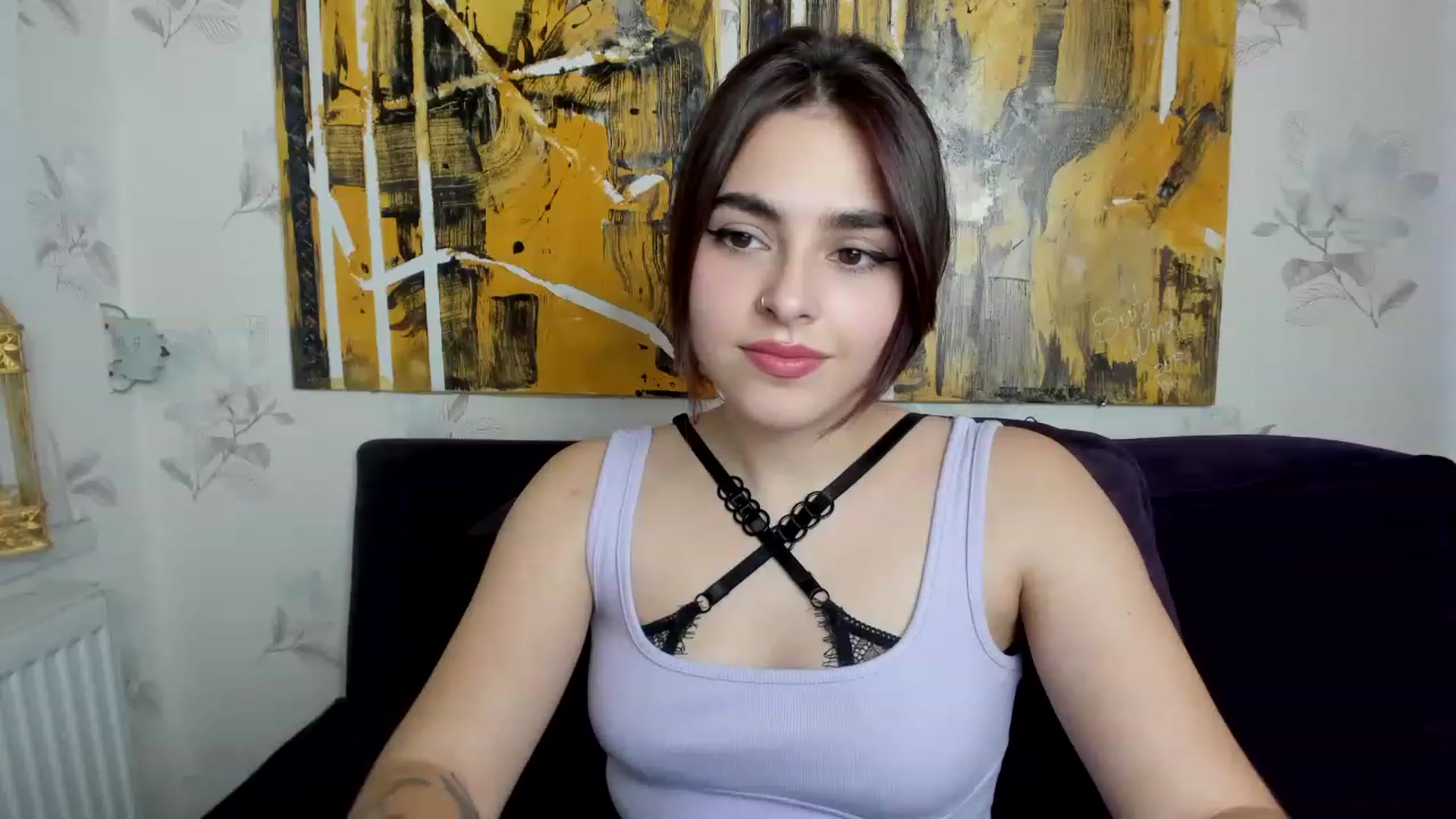 Gallery image thumbnail from MillaGold's myfreecams stream on, 12/08/2022, 16:20 image 19 of 20
