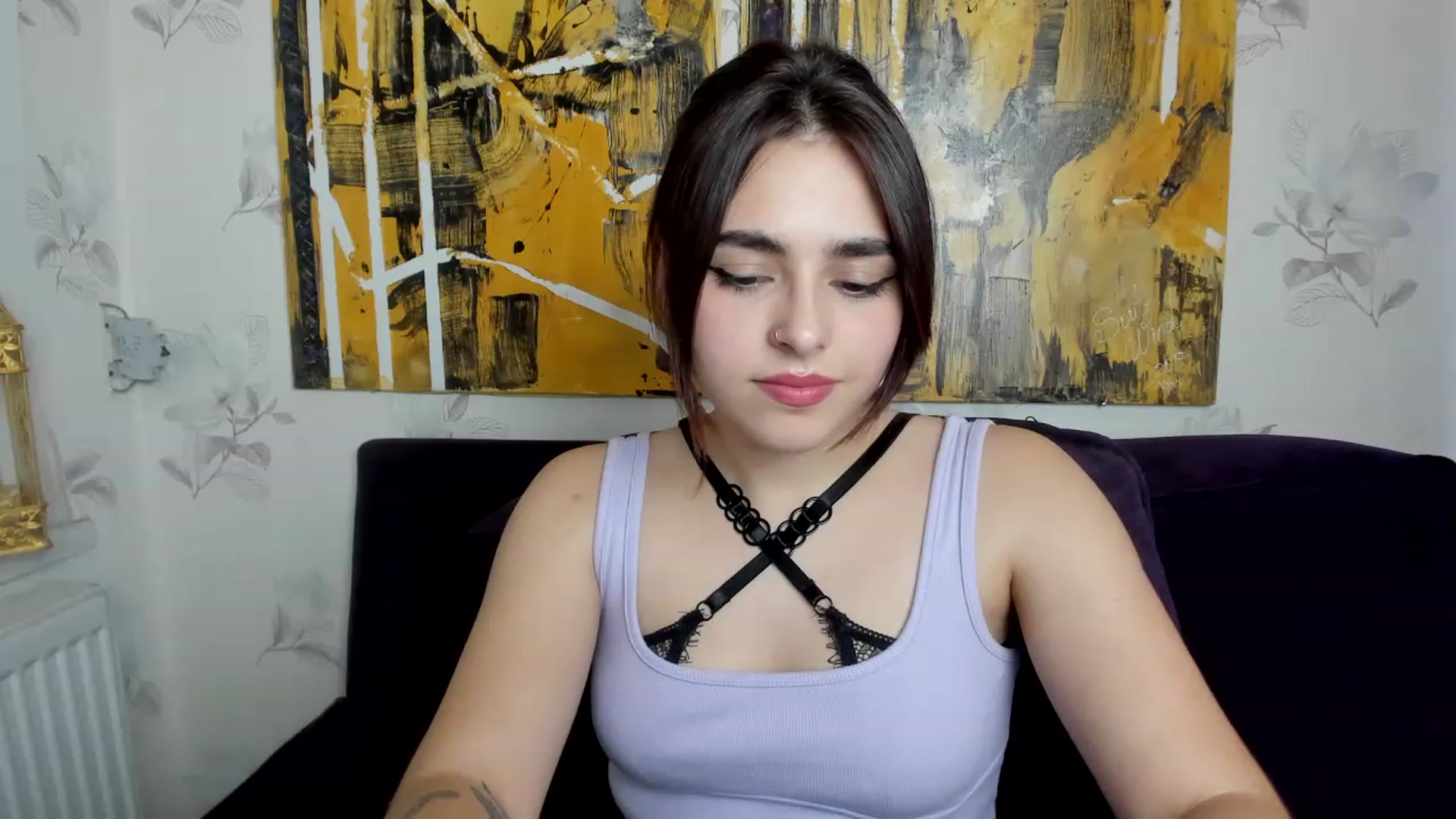 Gallery image thumbnail from MillaGold's myfreecams stream on, 12/08/2022, 16:49 image 12 of 20