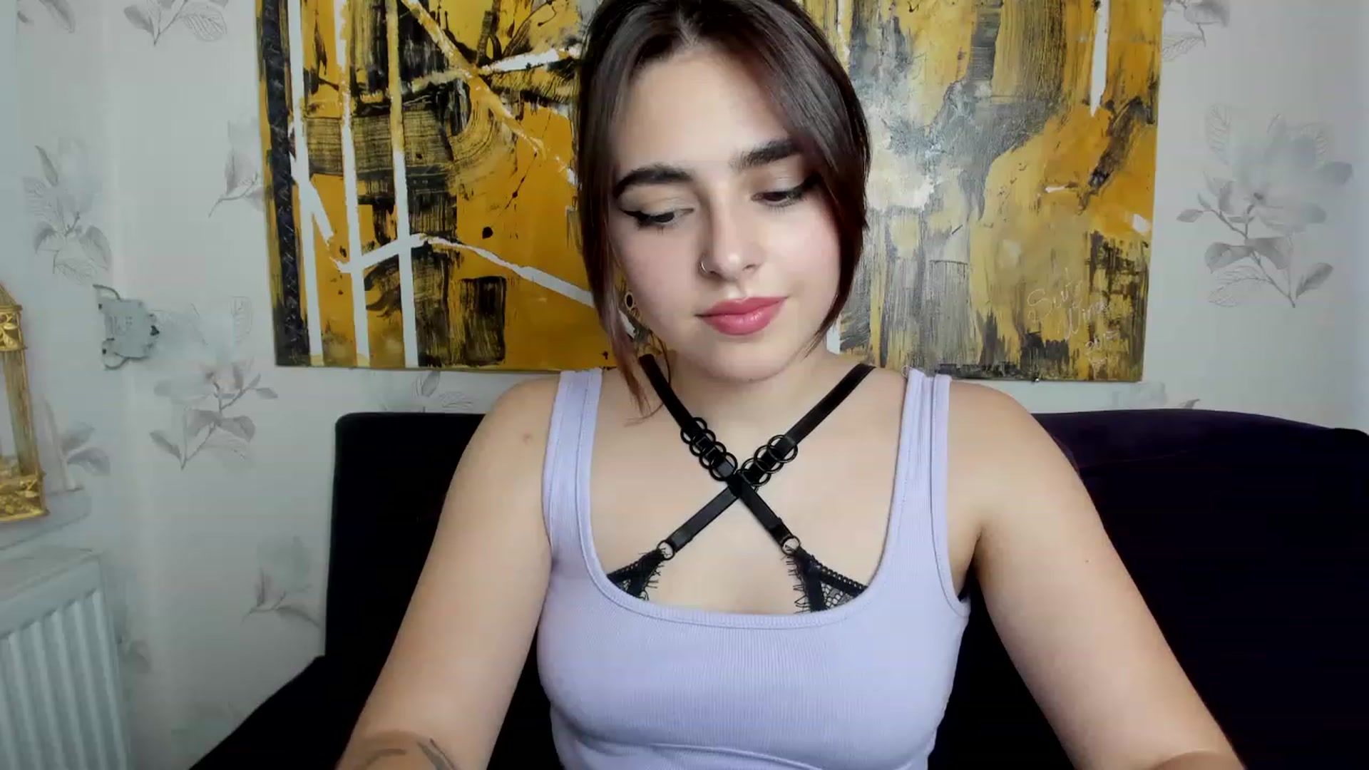 Gallery image thumbnail from MillaGold's myfreecams stream on, 12/08/2022, 16:49 image 15 of 20