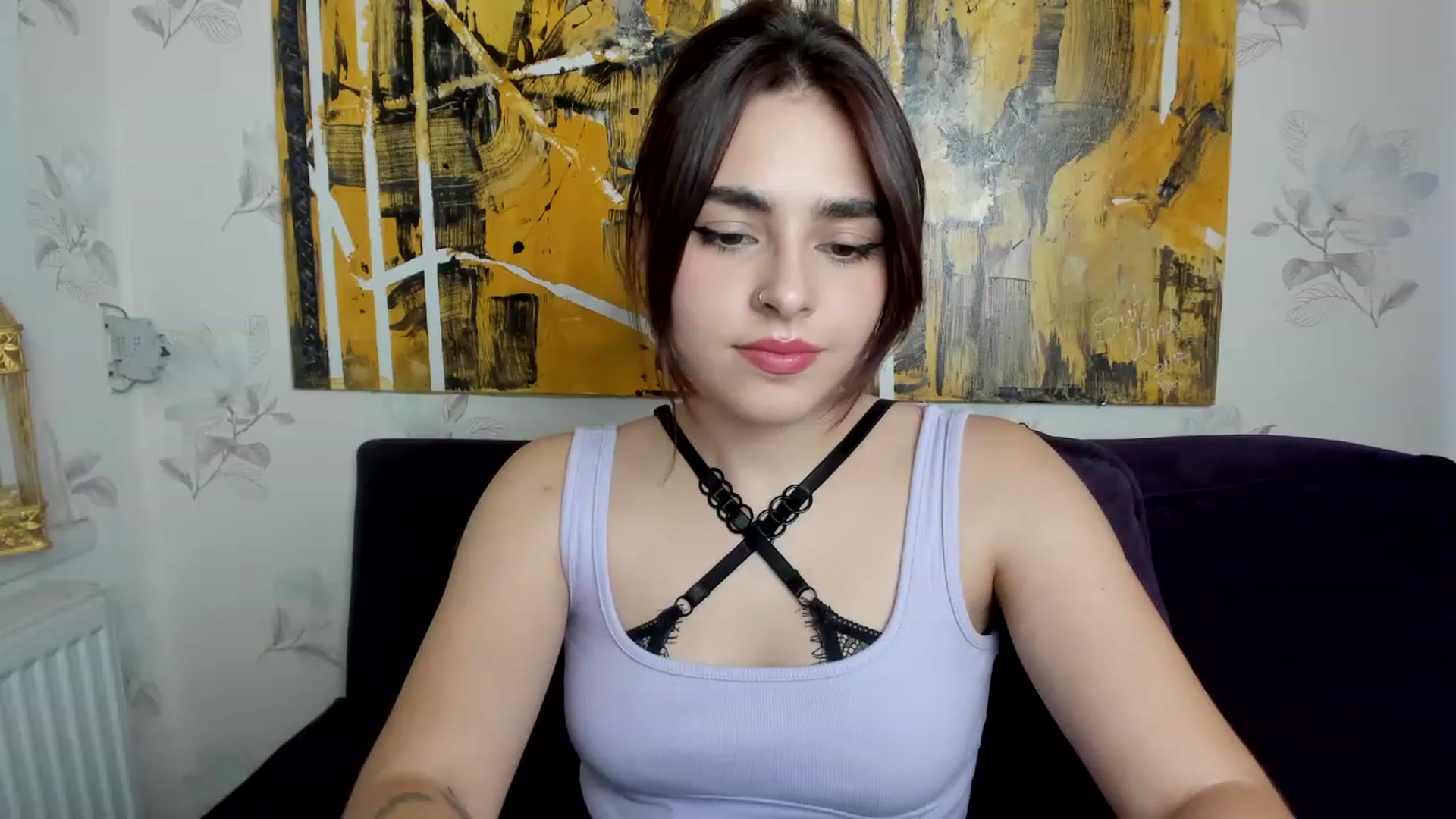 Gallery image thumbnail from MillaGold's myfreecams stream on, 12/08/2022, 16:49 image 18 of 20