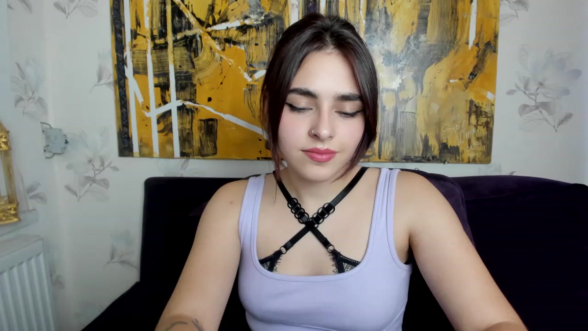 Gallery image thumbnail from MillaGold's myfreecams stream on, 12/08/2022, 16:49 image 4 of 20