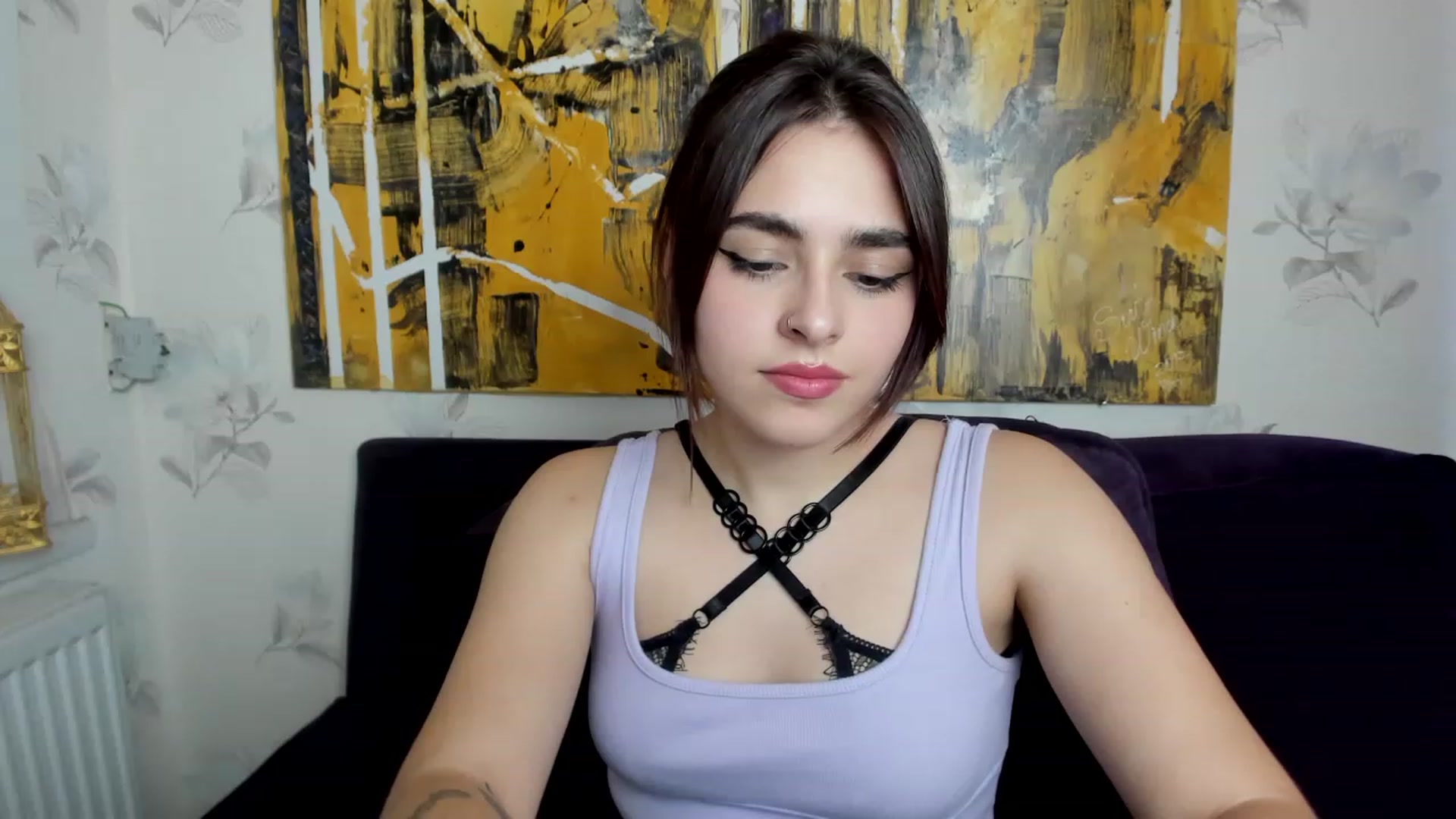 Gallery image thumbnail from MillaGold's myfreecams stream on, 12/08/2022, 16:49 image 3 of 20