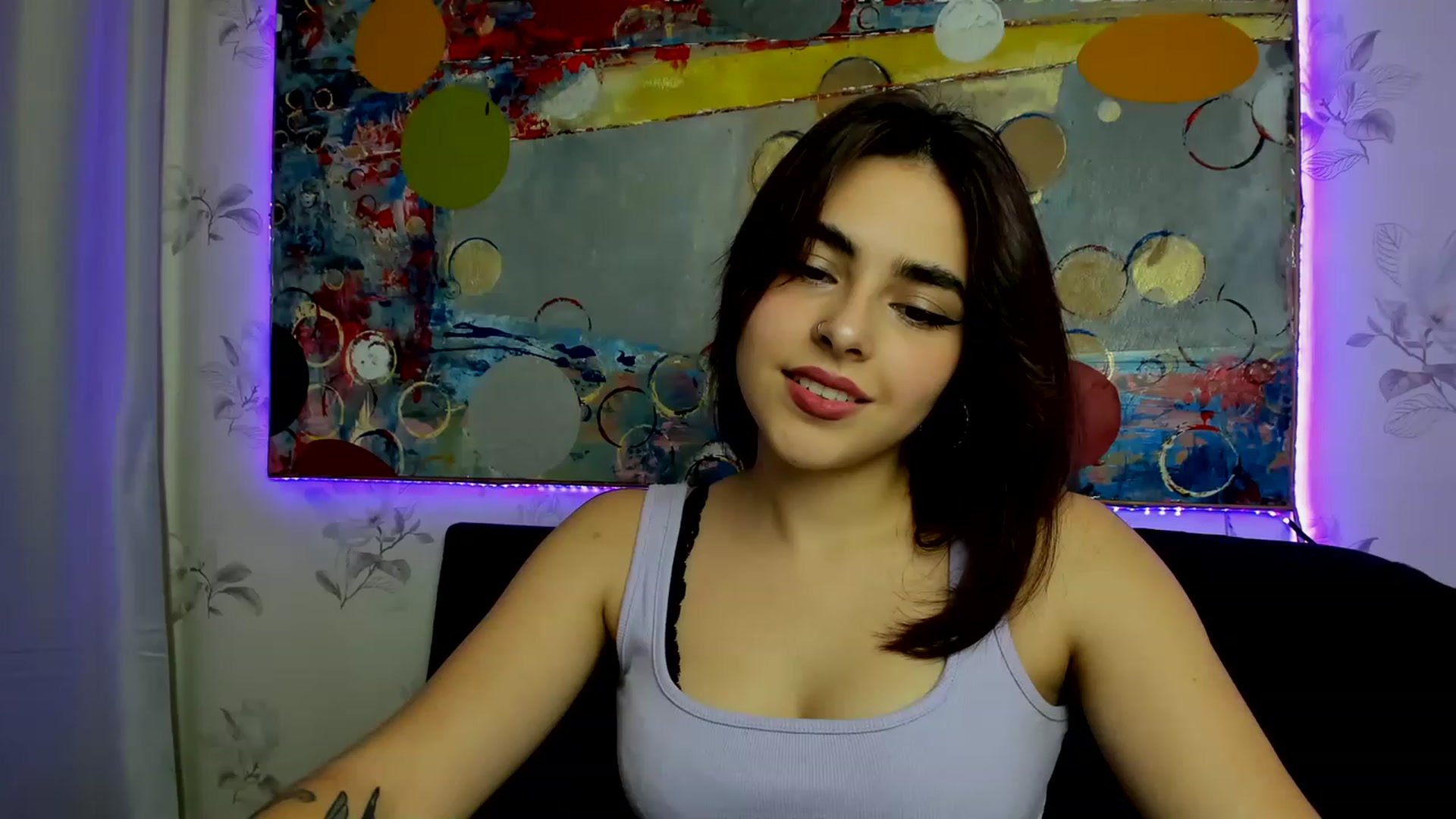 Gallery image thumbnail from MillaGold's myfreecams stream on, 12/09/2022, 14:08 image 15 of 20