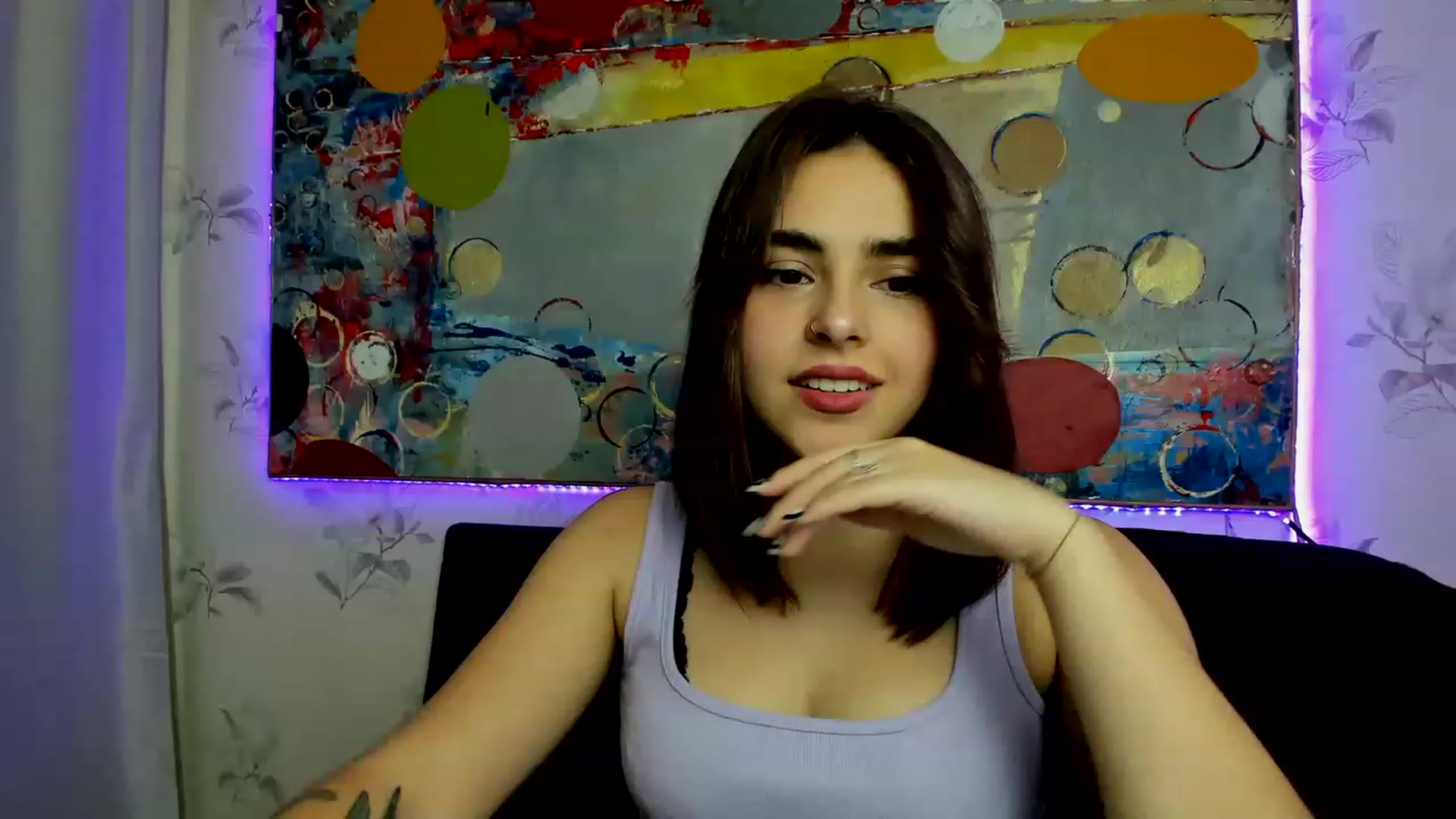 Gallery image thumbnail from MillaGold's myfreecams stream on, 12/09/2022, 14:08 image 19 of 20