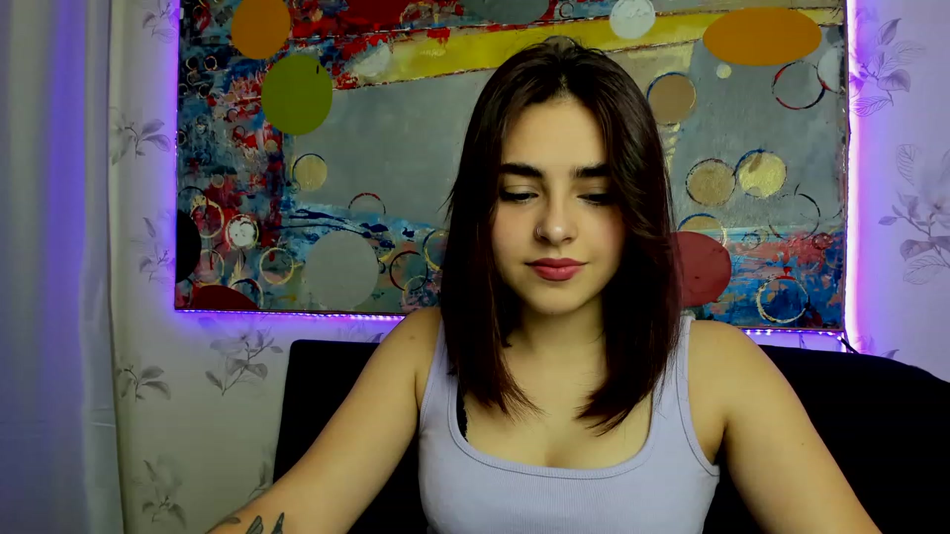 Gallery image thumbnail from MillaGold's myfreecams stream on, 12/09/2022, 14:08 image 5 of 20