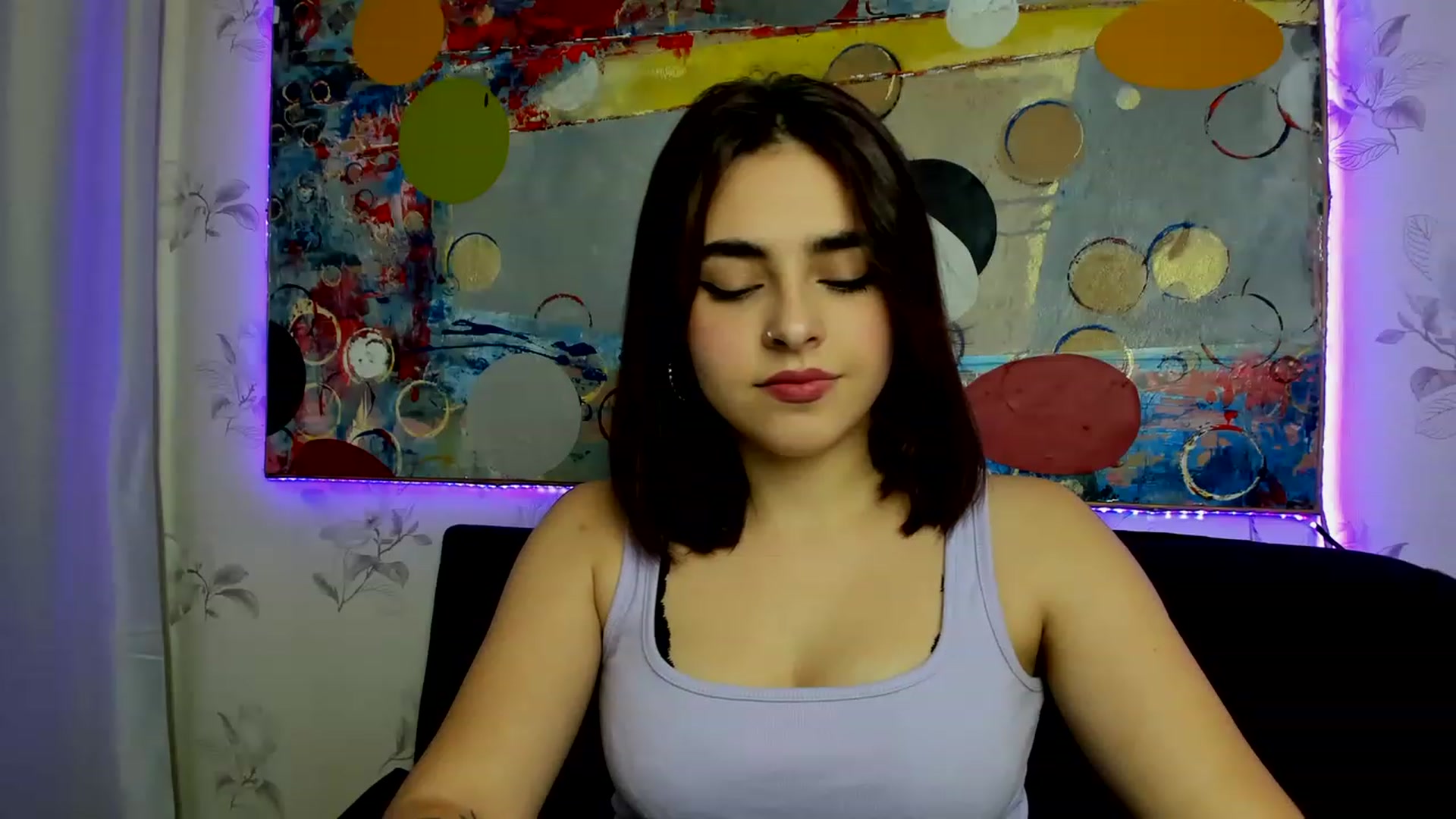 Gallery image thumbnail from MillaGold's myfreecams stream on, 12/09/2022, 14:52 image 7 of 20