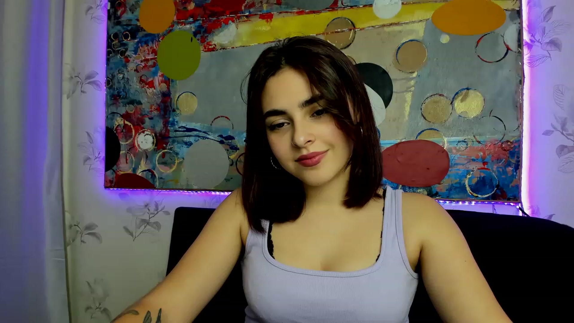 Gallery image thumbnail from MillaGold's myfreecams stream on, 12/09/2022, 14:52 image 9 of 20