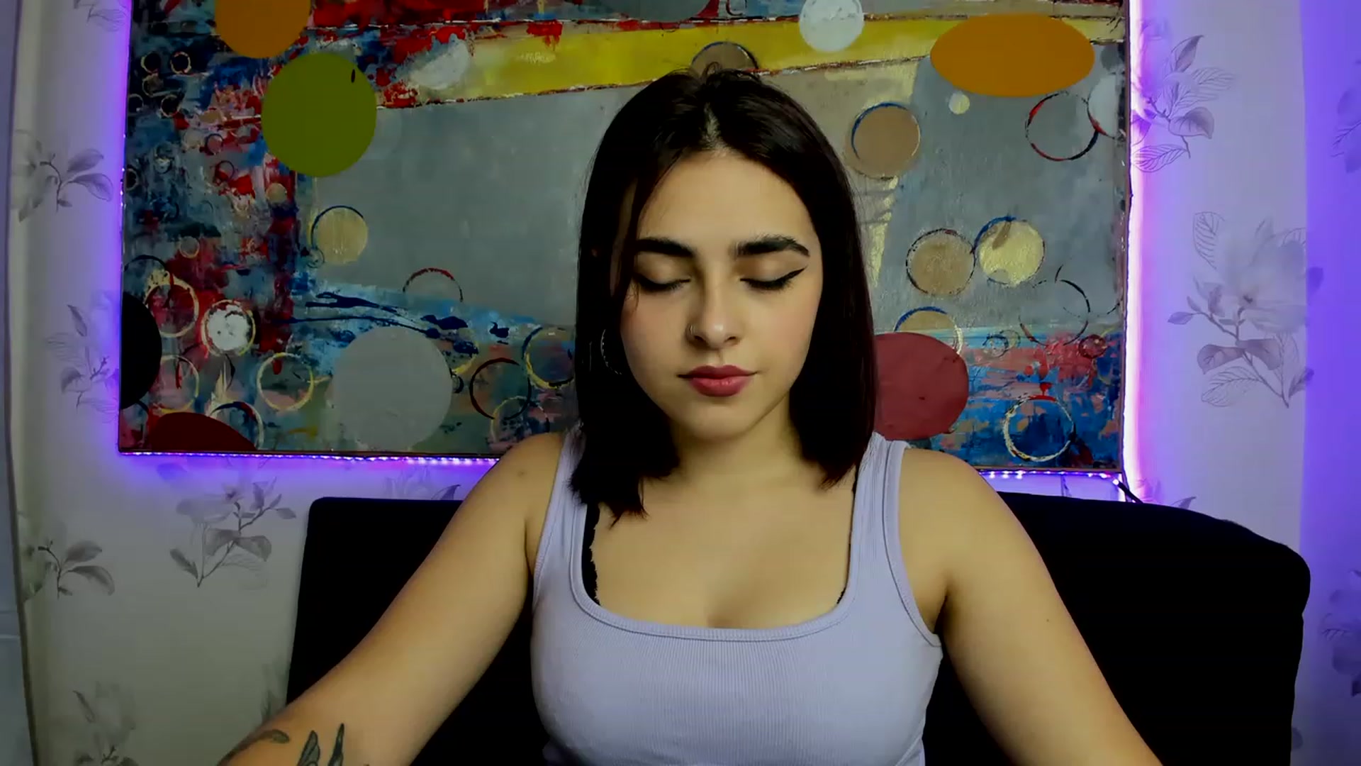 Gallery image thumbnail from MillaGold's myfreecams stream on, 12/09/2022, 15:32 image 8 of 20