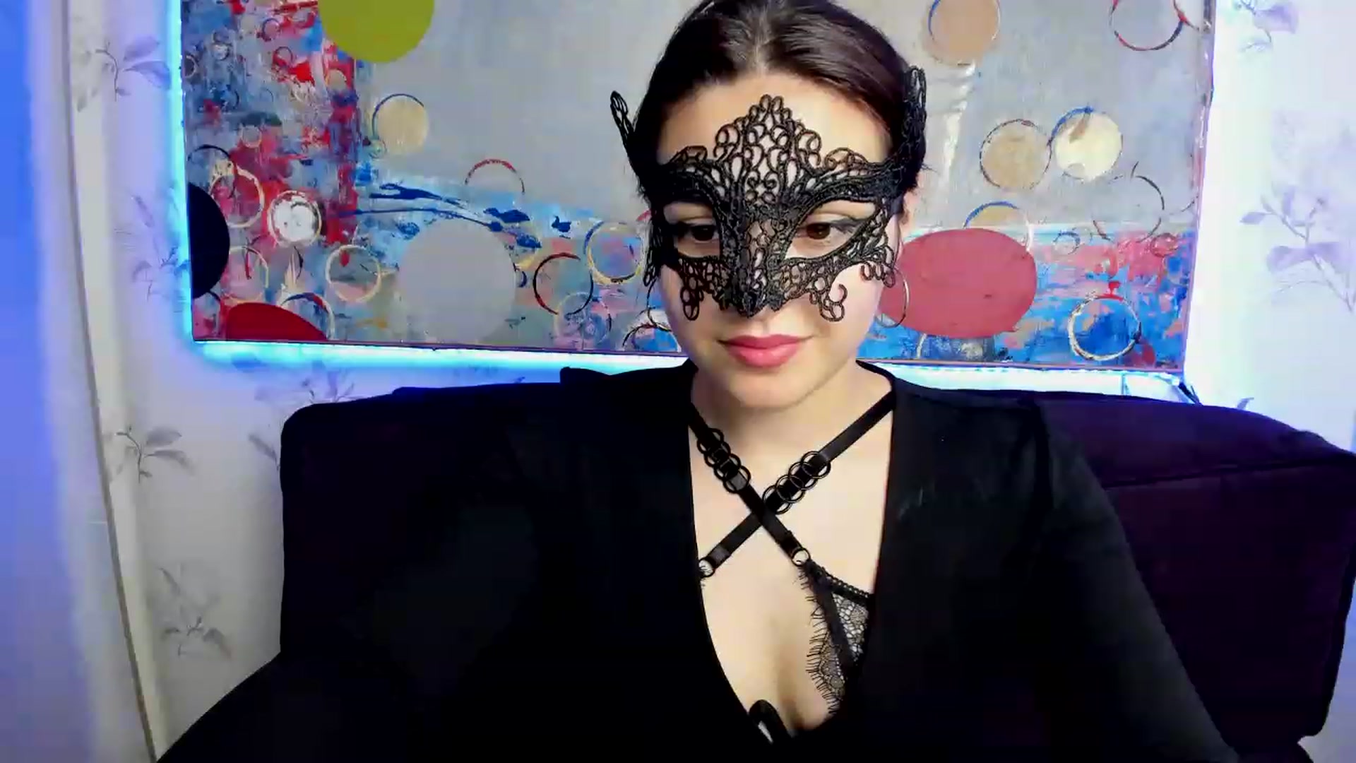 Gallery image thumbnail from MillaGold's myfreecams stream on, 12/10/2022, 17:54 image 8 of 20