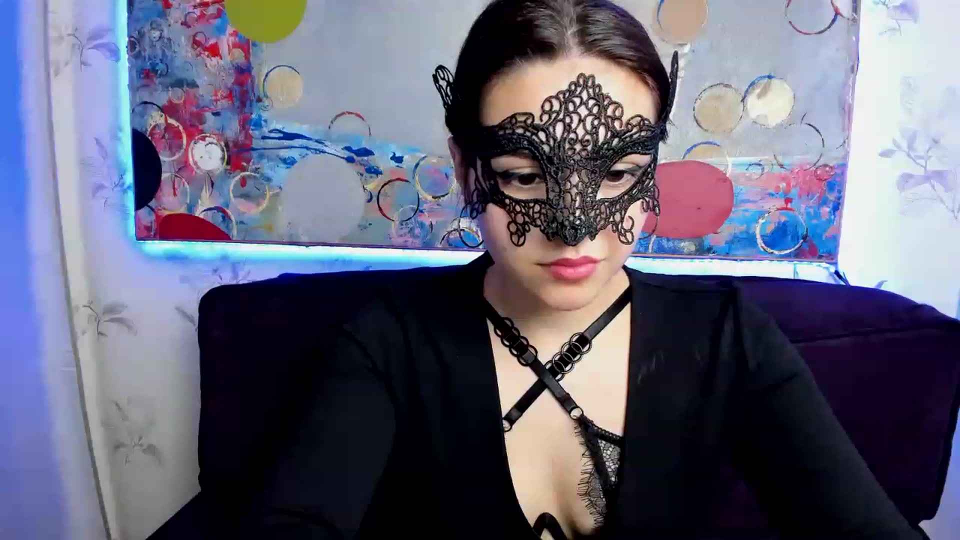 Gallery image thumbnail from MillaGold's myfreecams stream on, 12/10/2022, 17:54 image 2 of 20