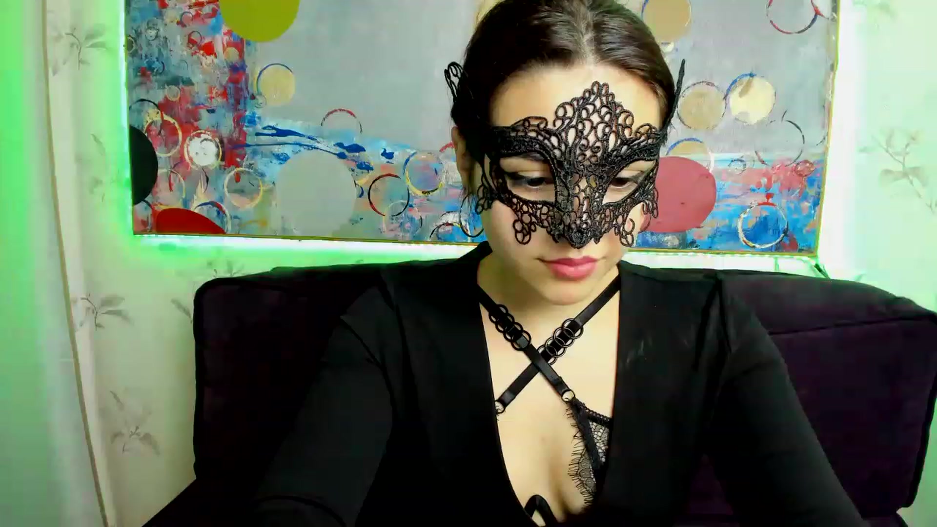 Gallery image thumbnail from MillaGold's myfreecams stream on, 12/10/2022, 17:54 image 3 of 20