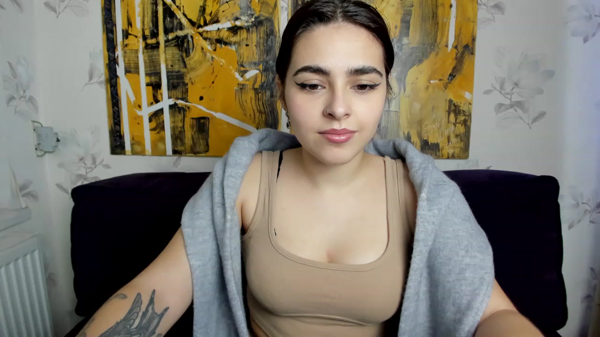 Gallery image thumbnail from MillaGold's myfreecams stream on, 12/11/2022, 09:47 image 9 of 20