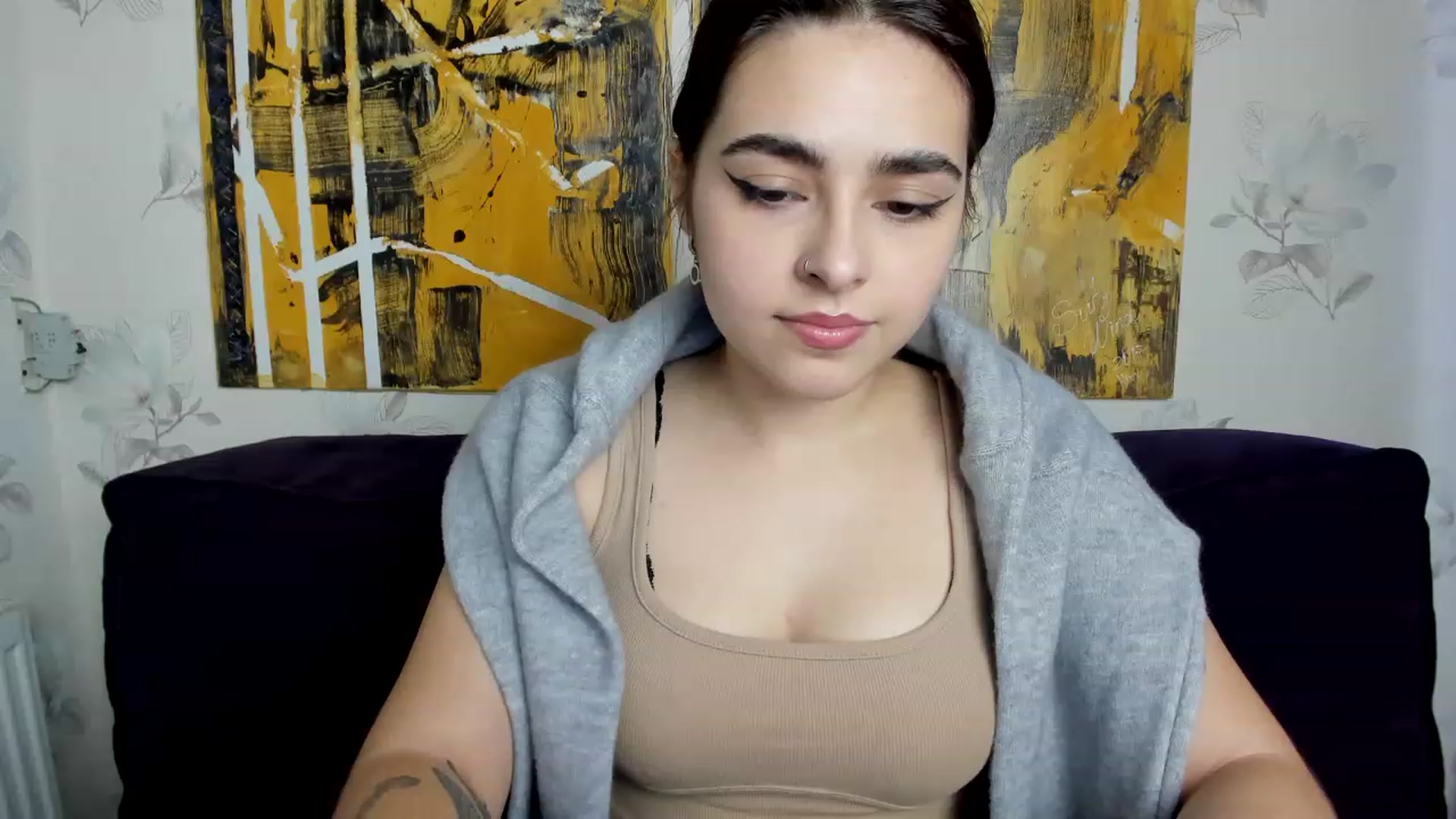 Gallery image thumbnail from MillaGold's myfreecams stream on, 12/11/2022, 09:47 image 13 of 20
