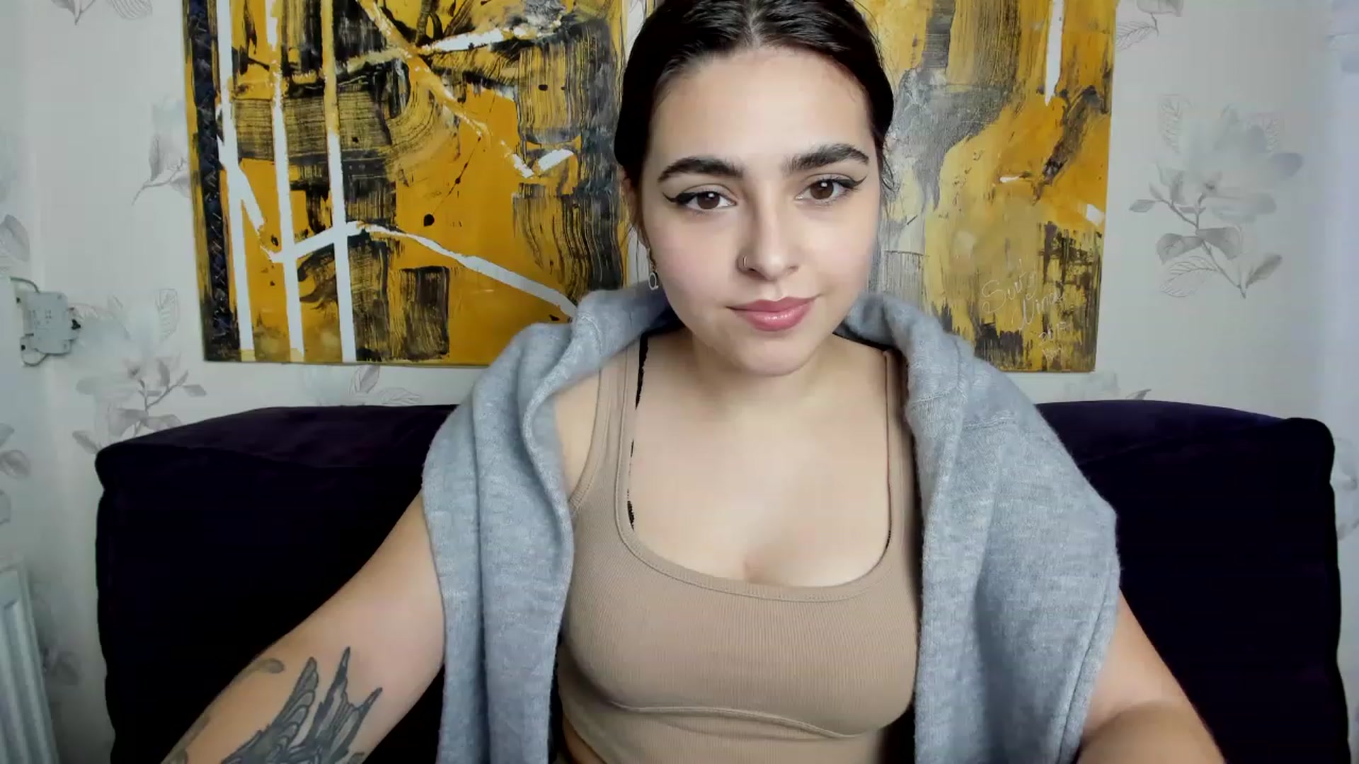 Gallery image thumbnail from MillaGold's myfreecams stream on, 12/11/2022, 09:47 image 17 of 20
